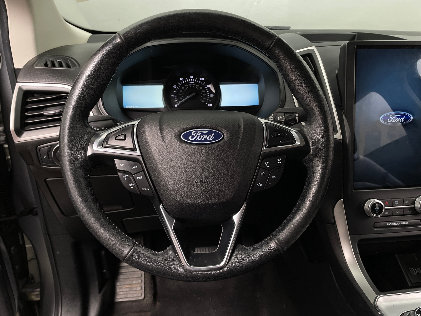 Thumbnail: 2022 Ford Edge - 4