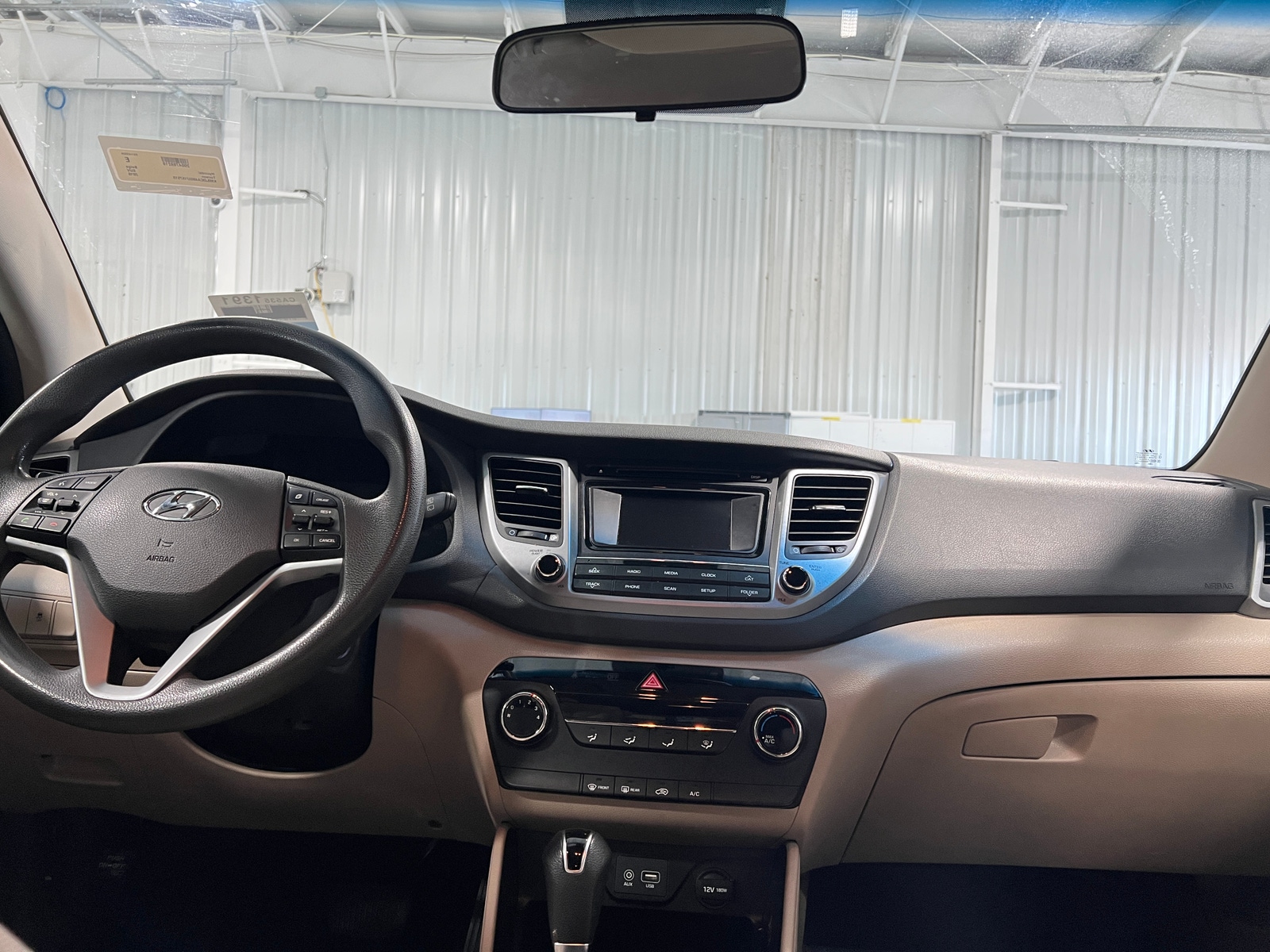Thumbnail: 2016 Hyundai Tucson - 3