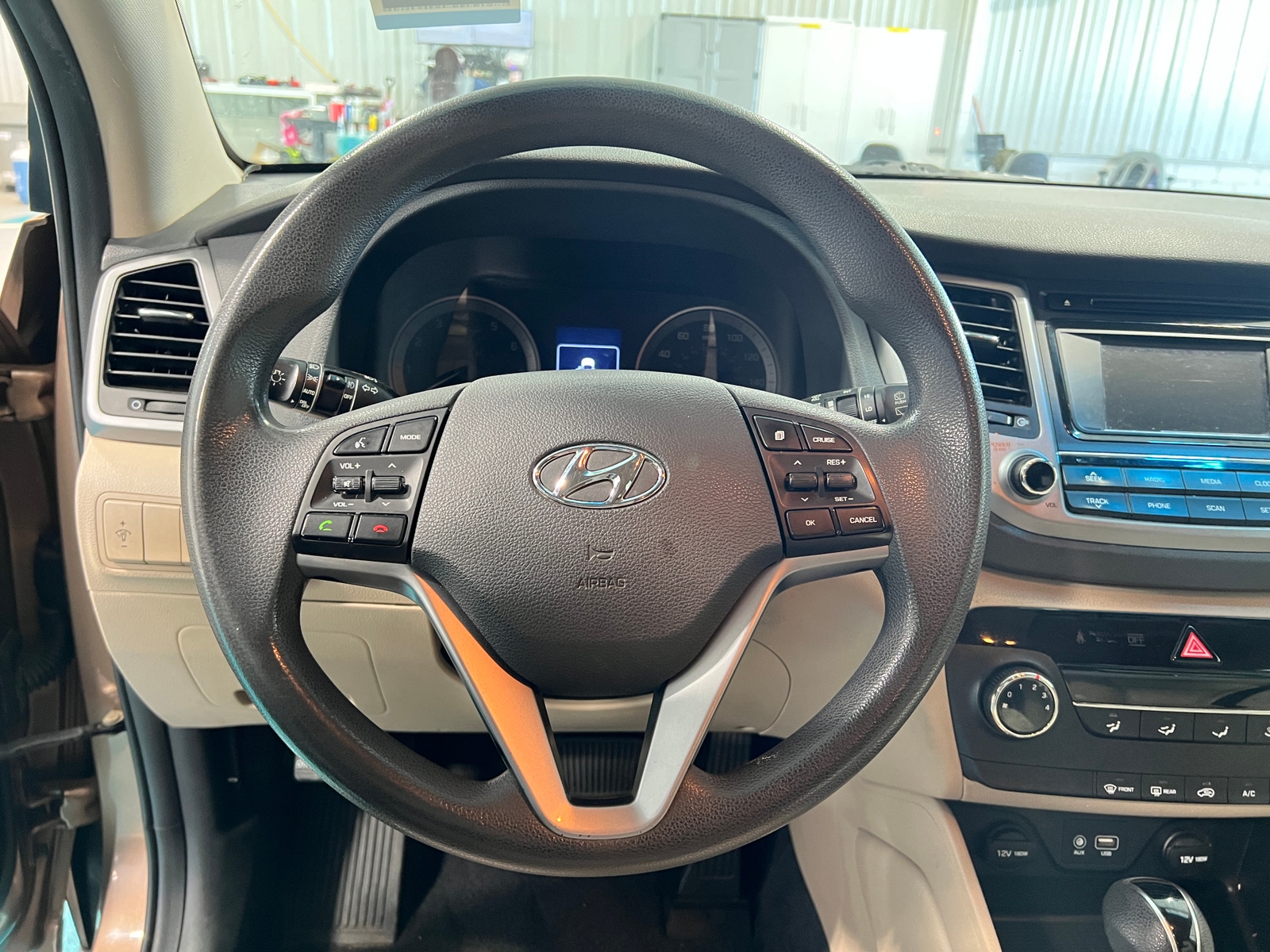 Thumbnail: 2016 Hyundai Tucson - 5