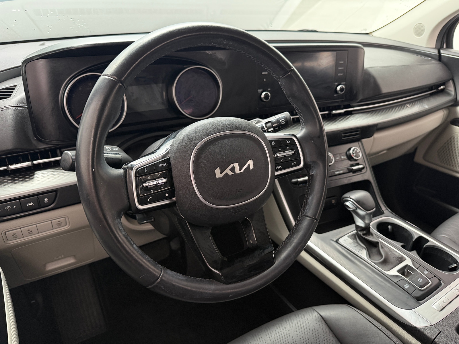Thumbnail: 2022 Kia Carnival - 5