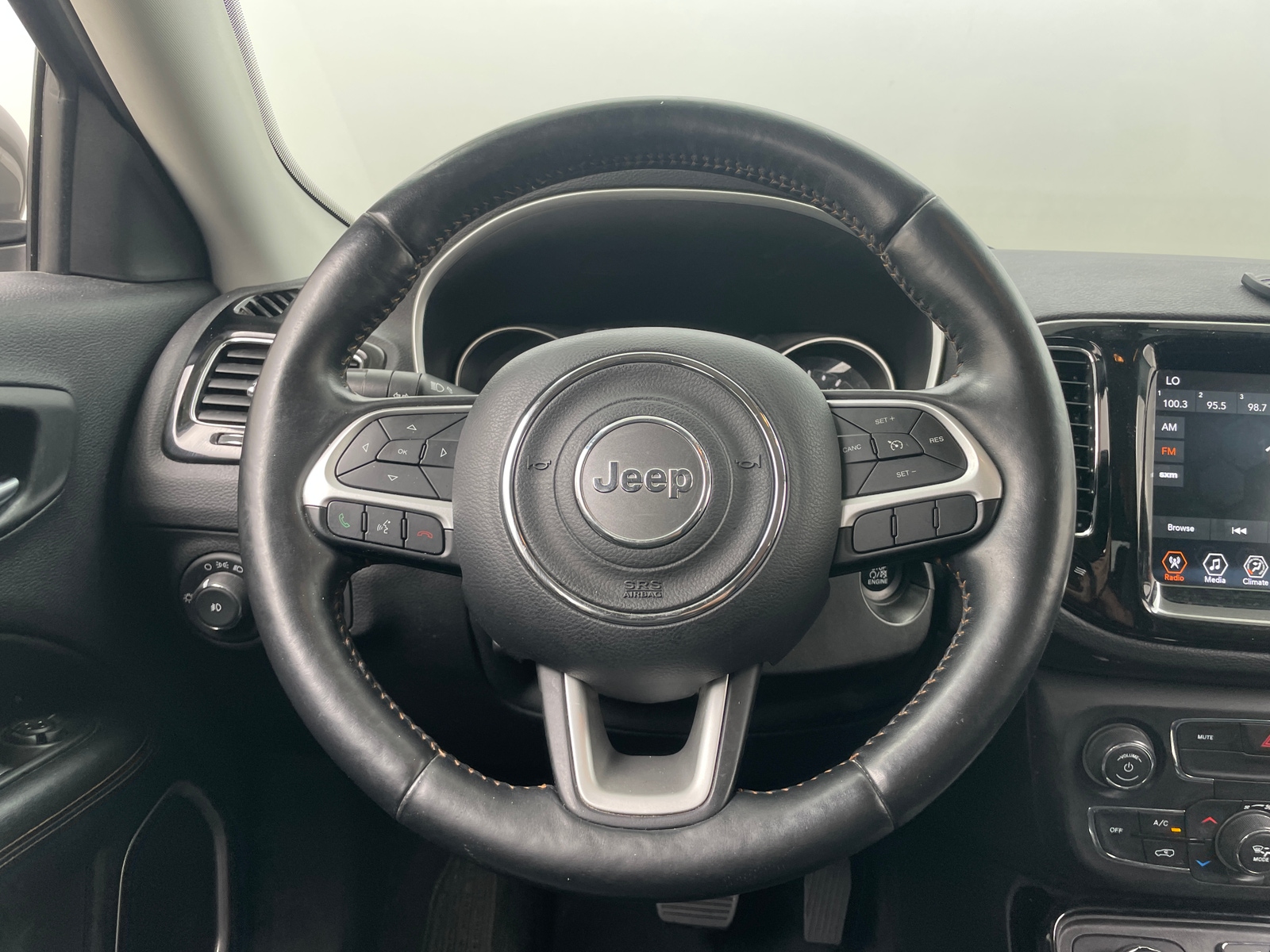Thumbnail: 2019 Jeep Compass - 4