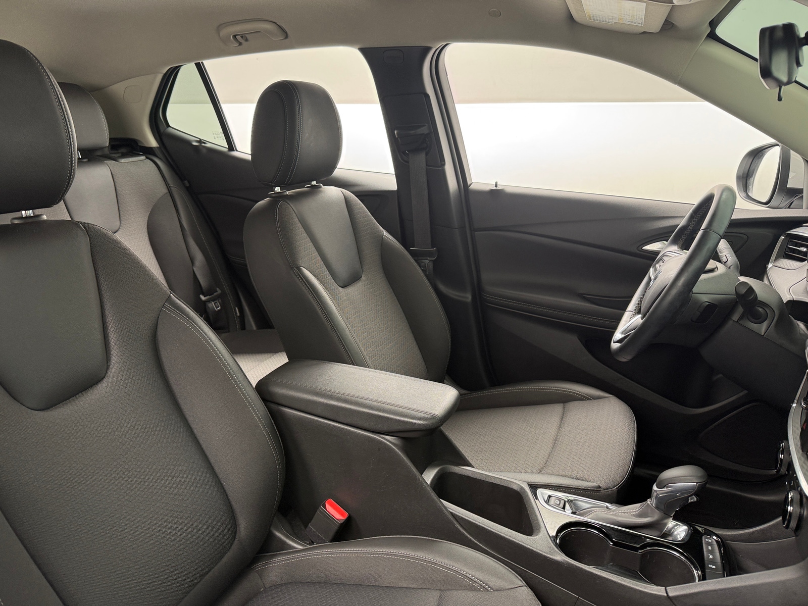 Thumbnail: 2025 Buick Encore GX - 2