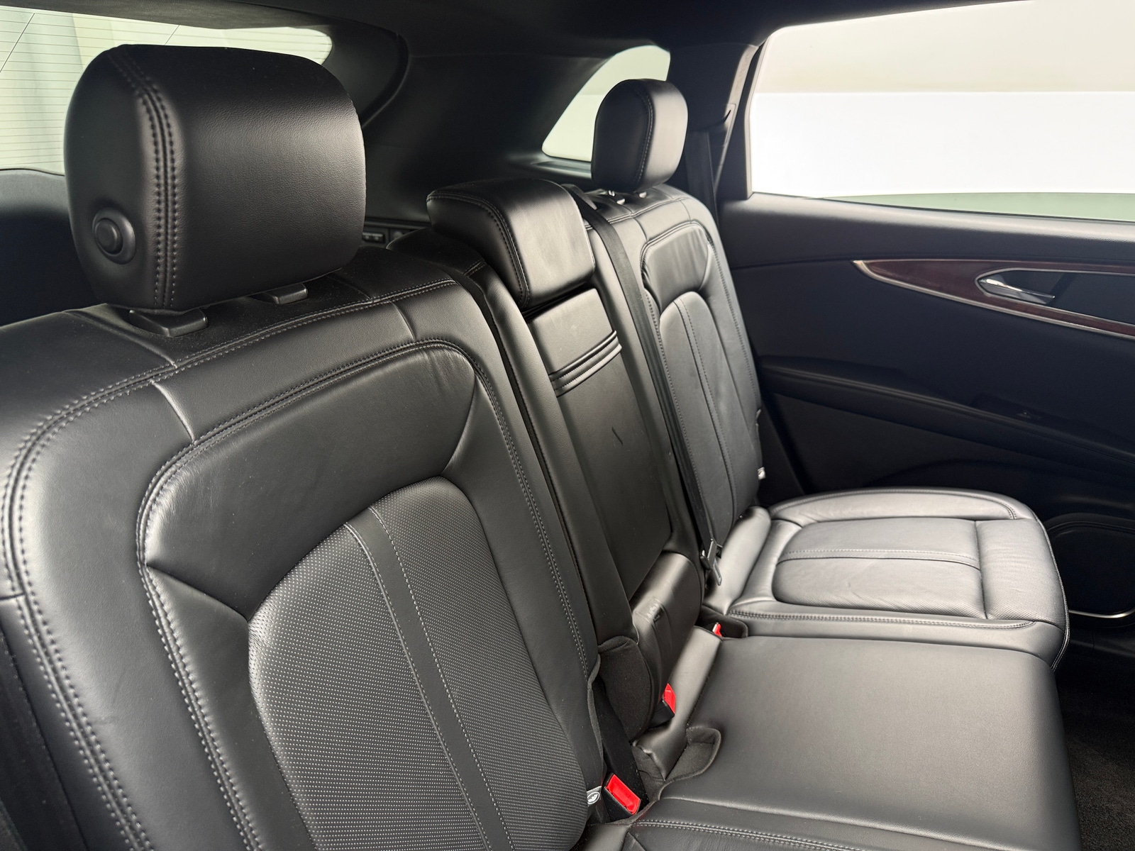 Thumbnail: 2017 Lincoln MKX - 5