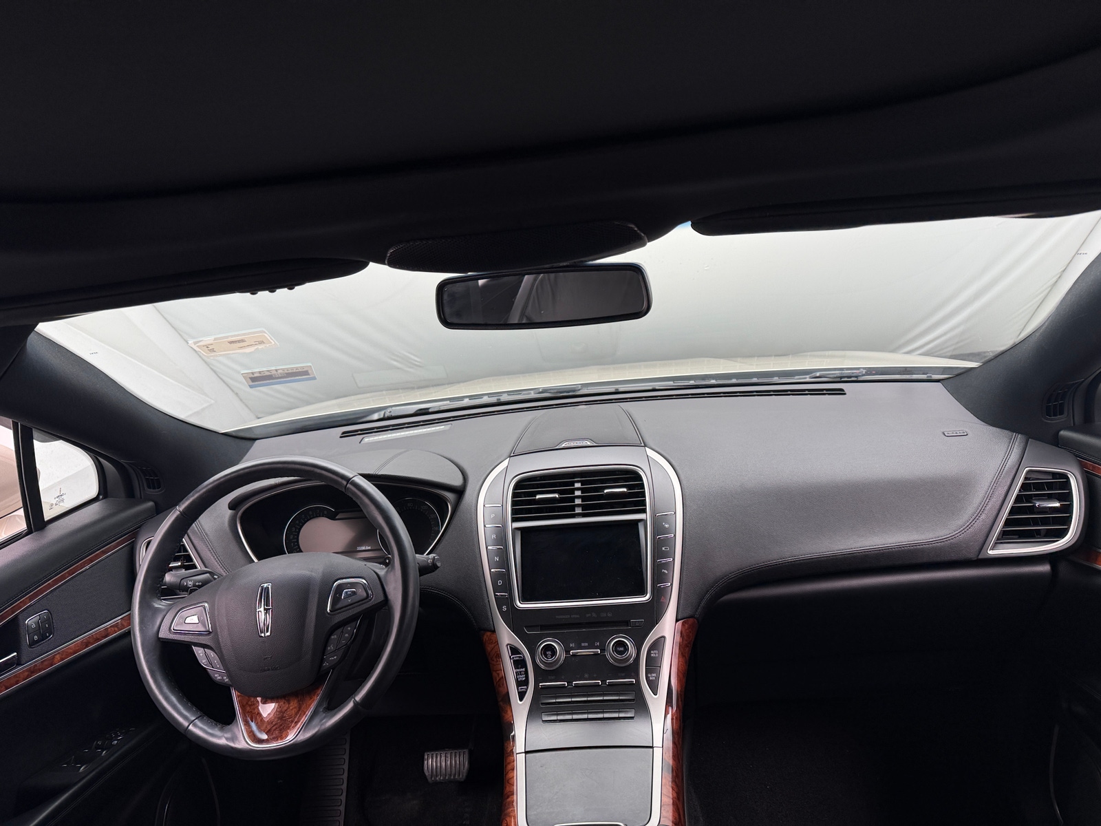 Thumbnail: 2017 Lincoln MKX - 2