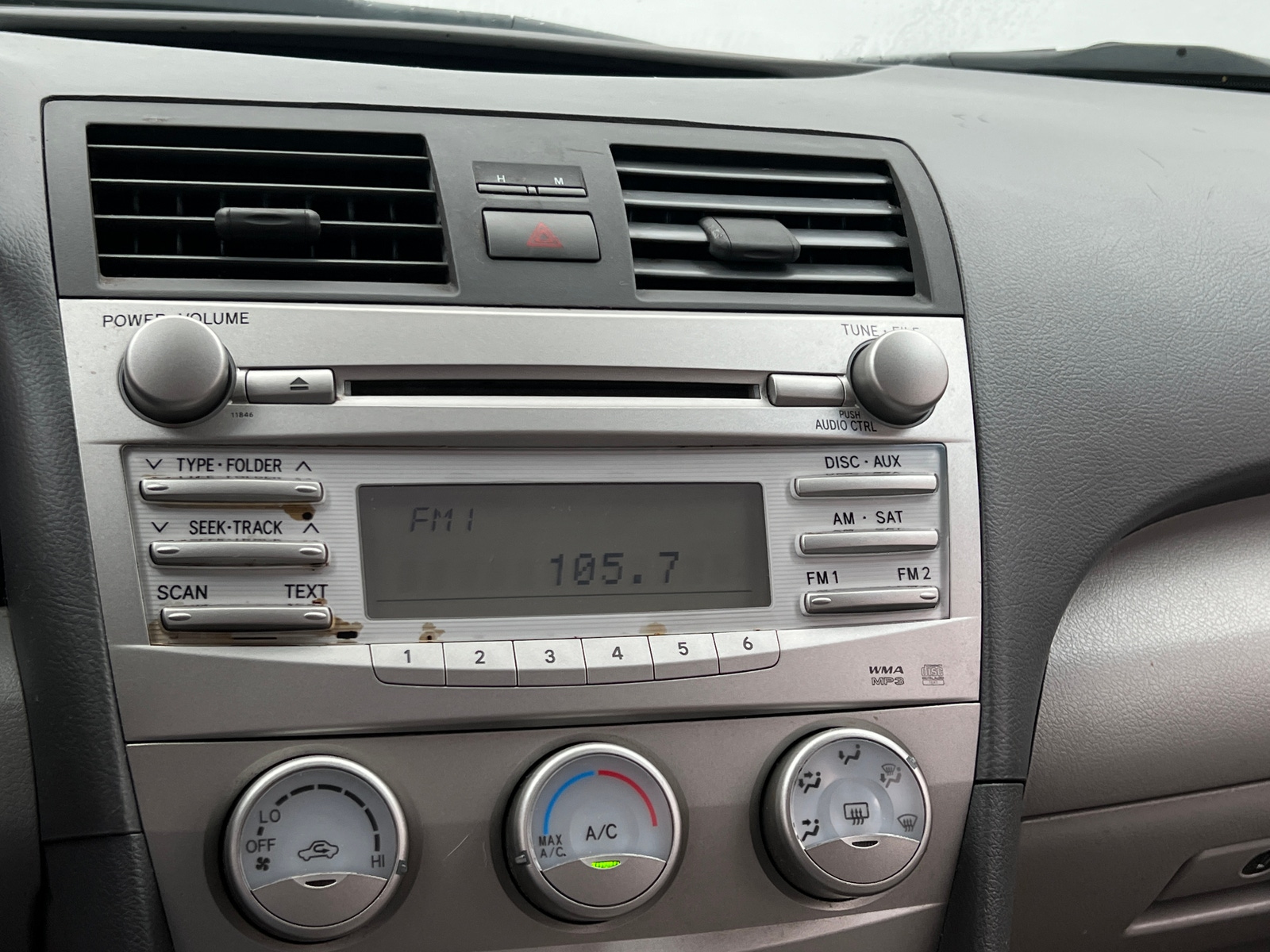 Thumbnail: 2010 Toyota Camry - 4