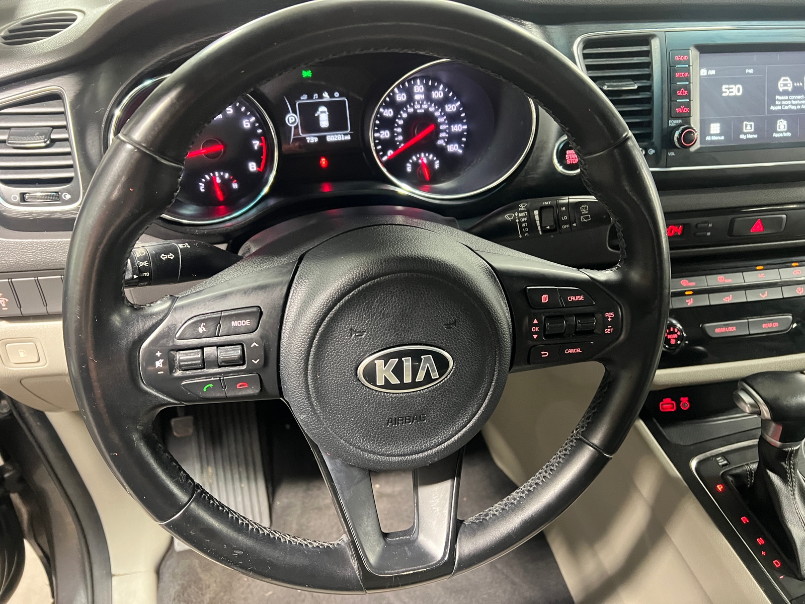 Thumbnail: 2017 Kia Sedona - 4