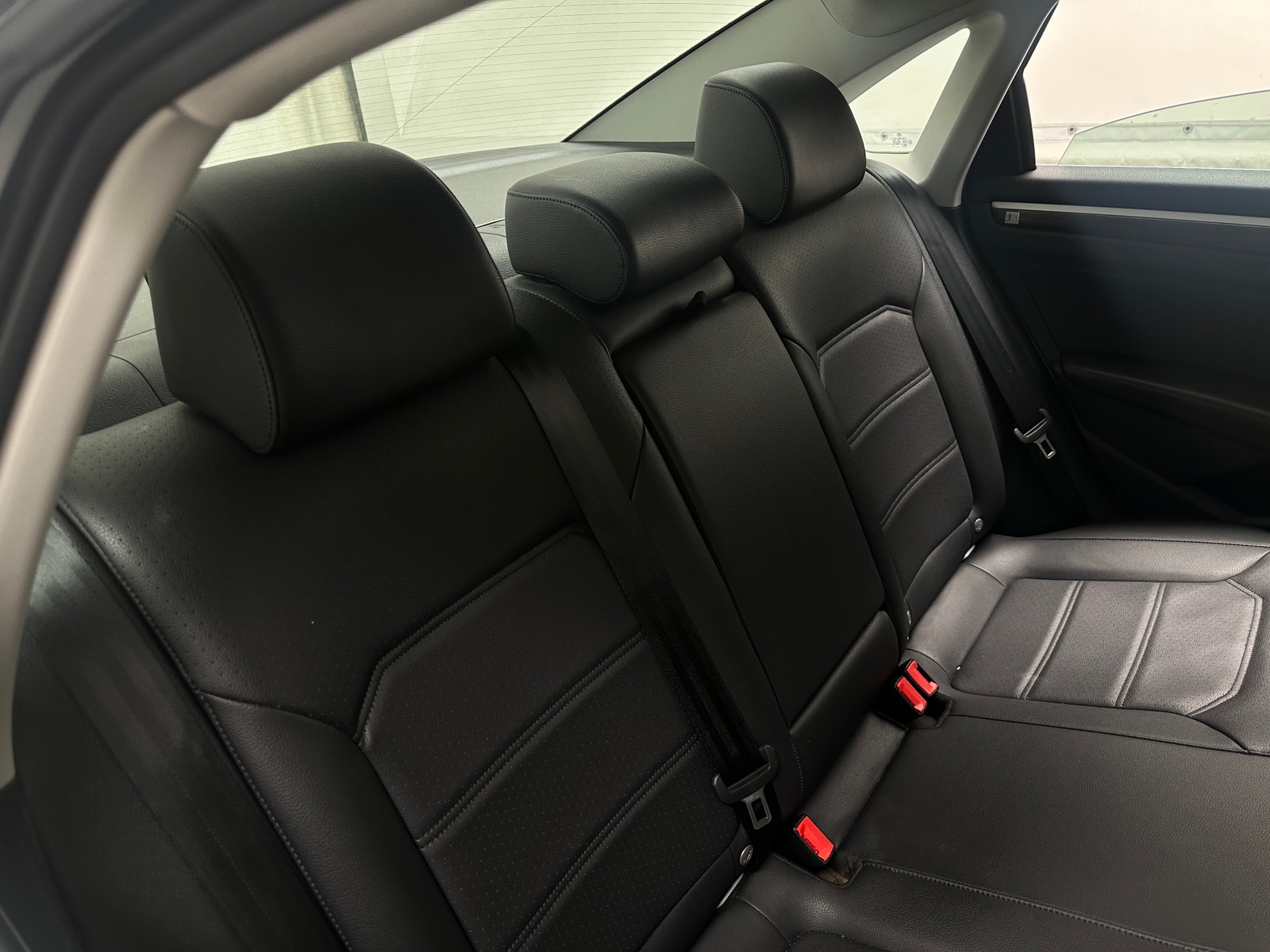 Thumbnail: 2017 Volkswagen Passat - 5