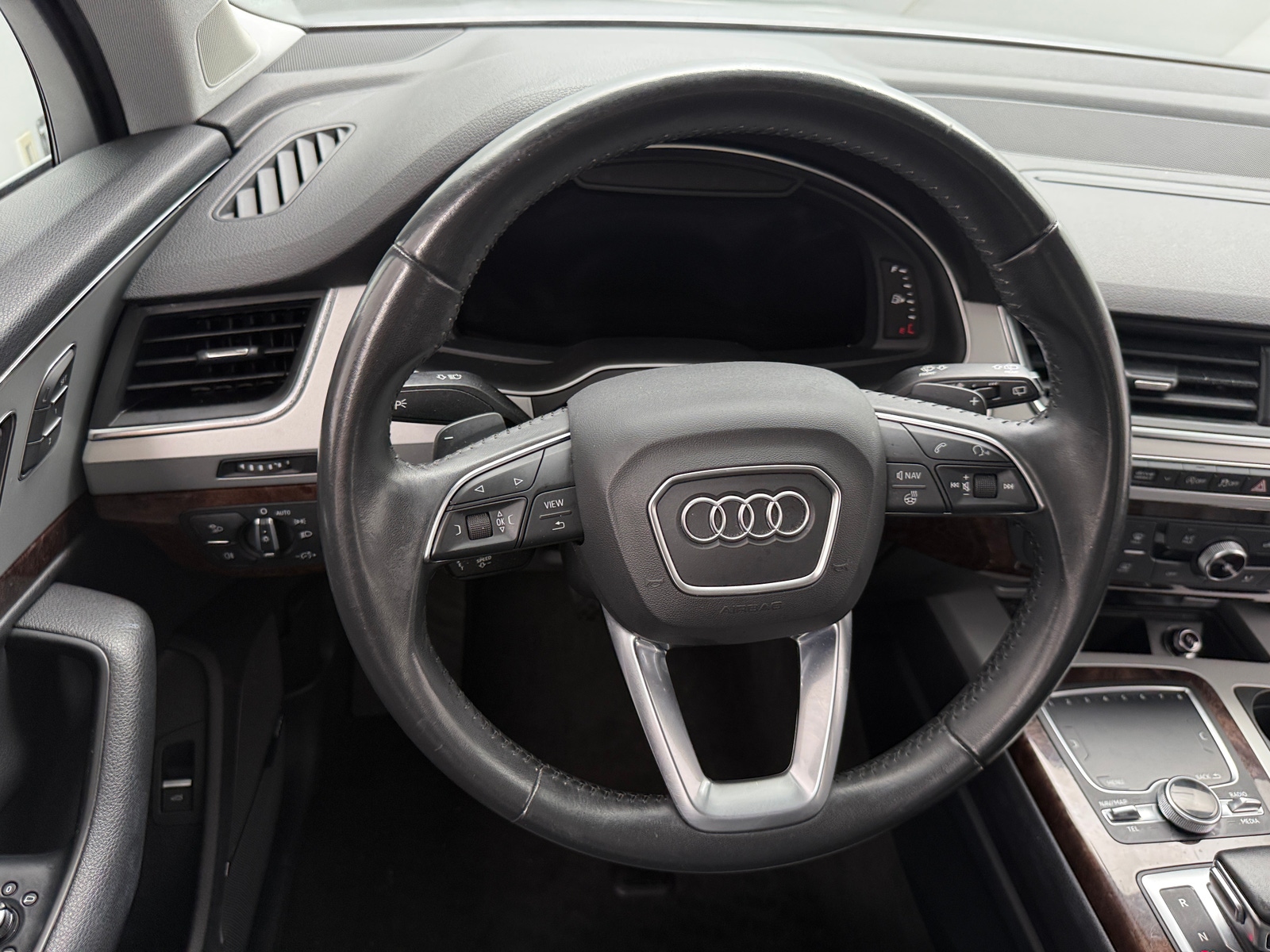Thumbnail: 2019 Audi Q7 - 4
