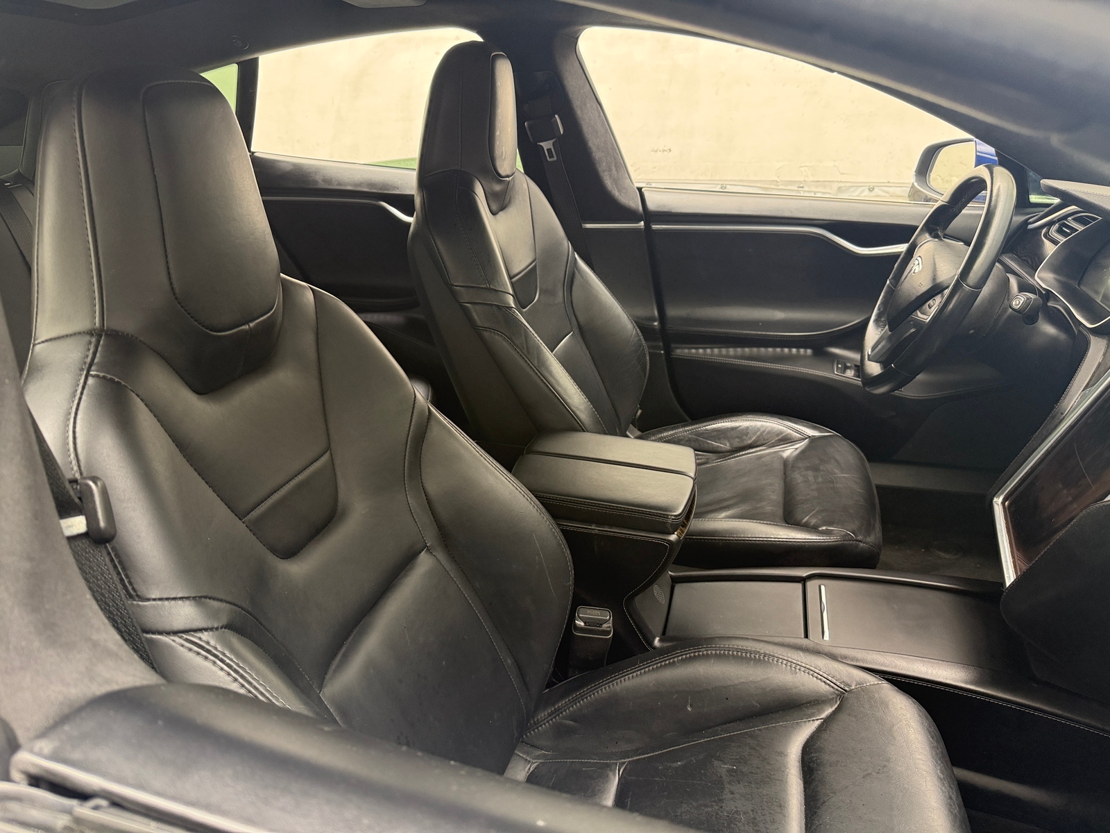 Thumbnail: 2016 Tesla Model S - 2