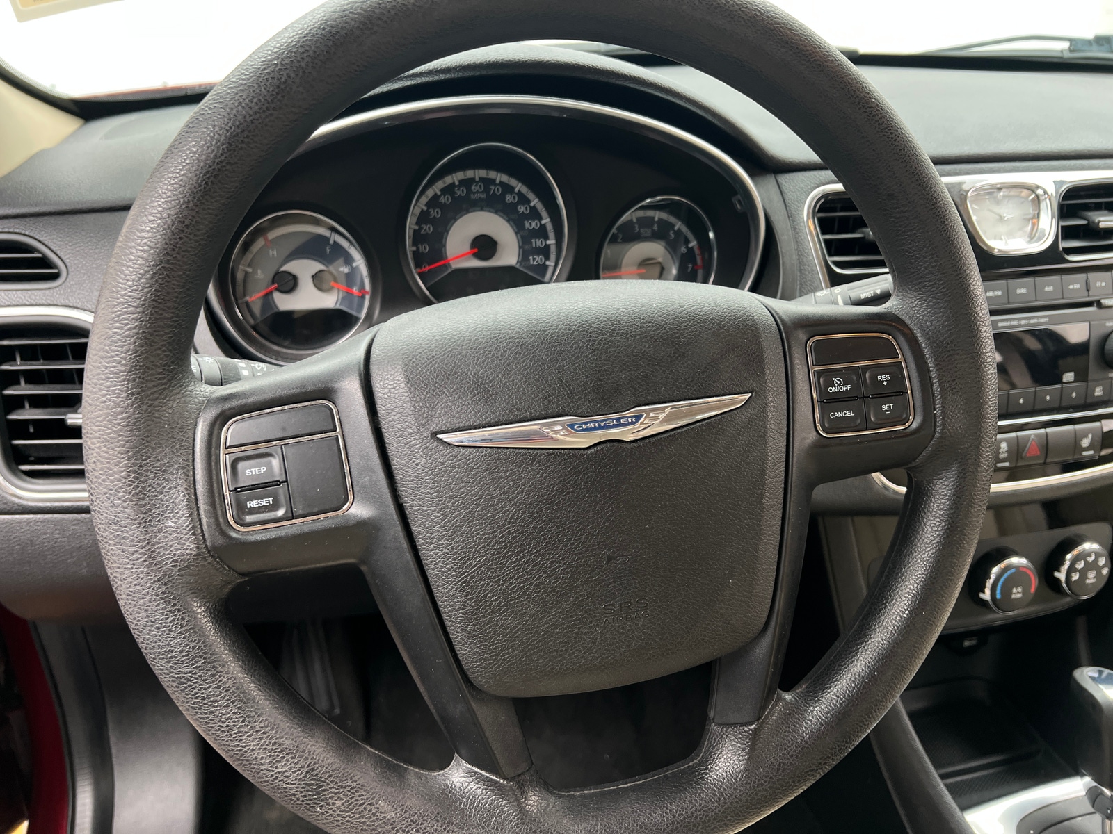 Thumbnail: 2014 Chrysler 200 - 5