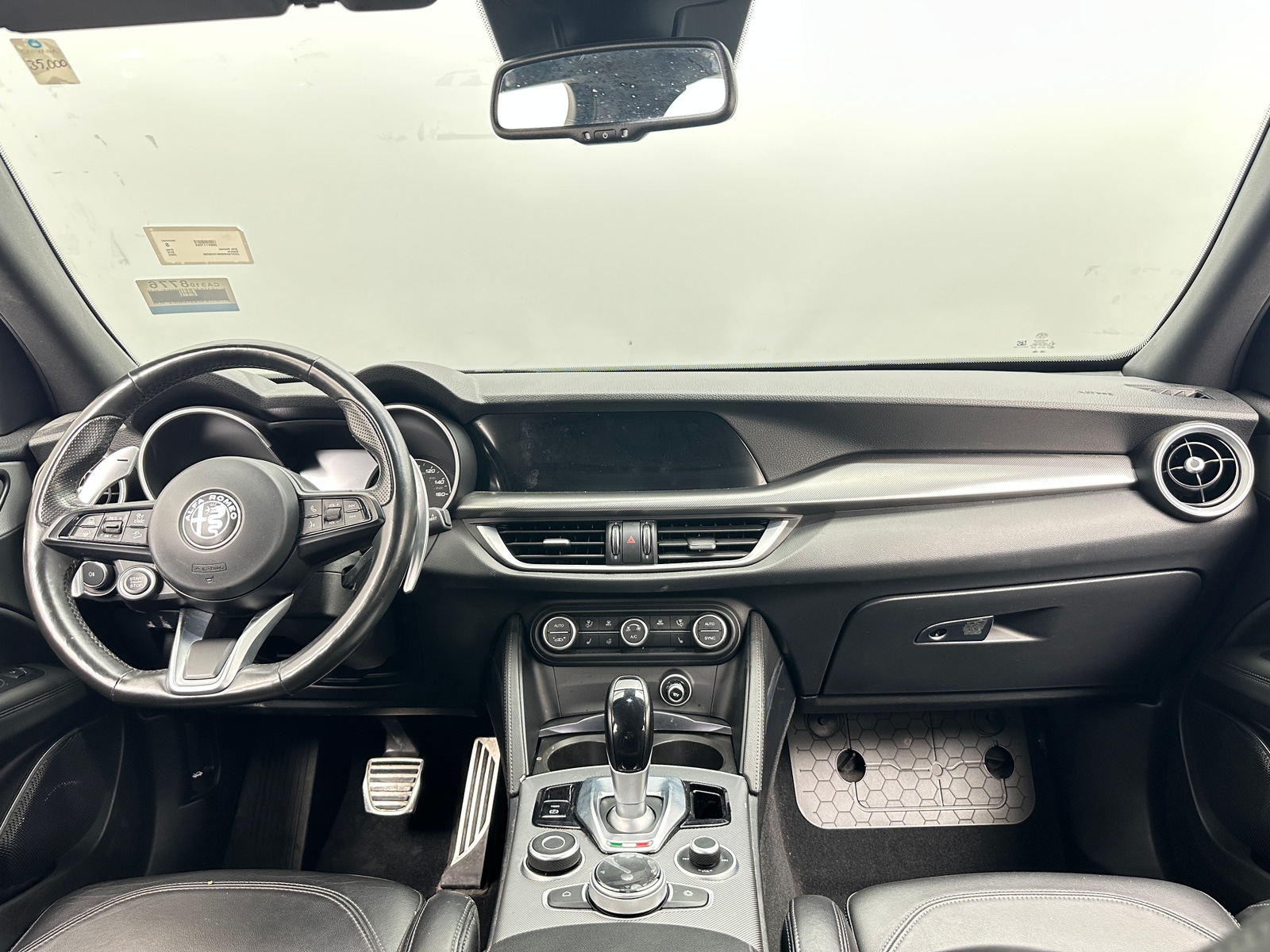 Thumbnail: 2022 Alfa Romeo Stelvio - 2