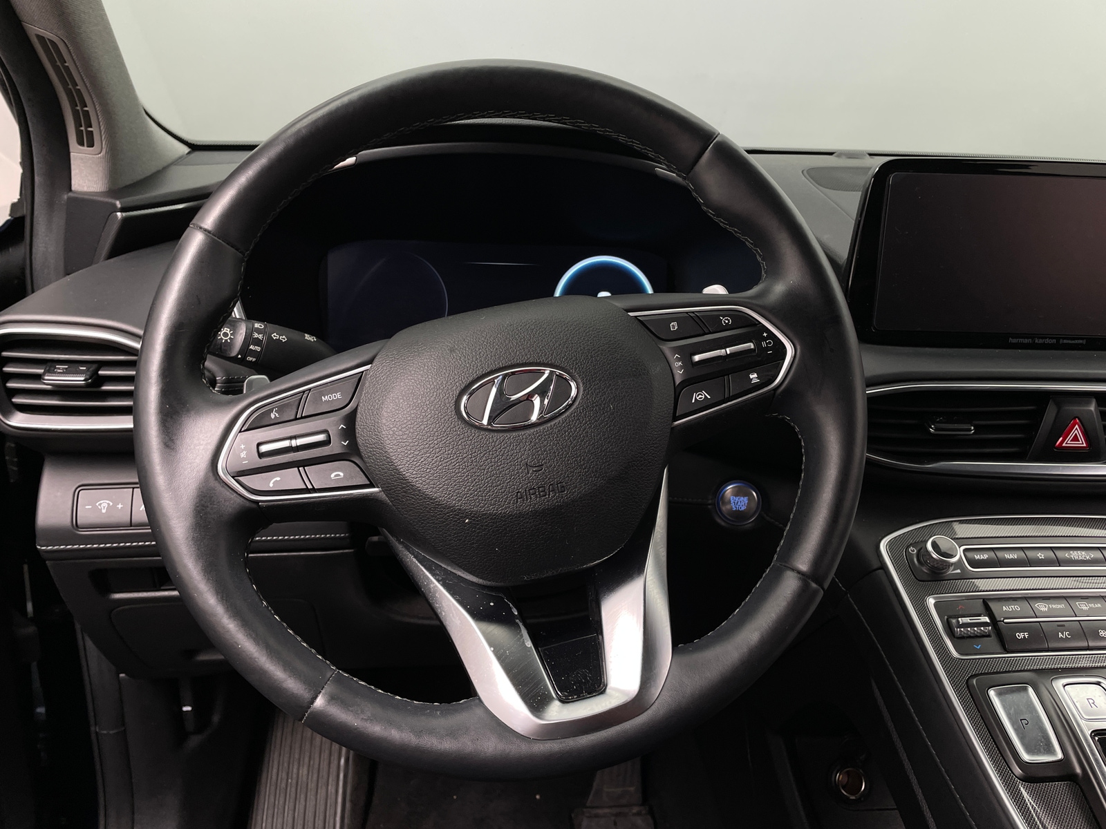 Thumbnail: 2023 Hyundai Santa Fe - 4