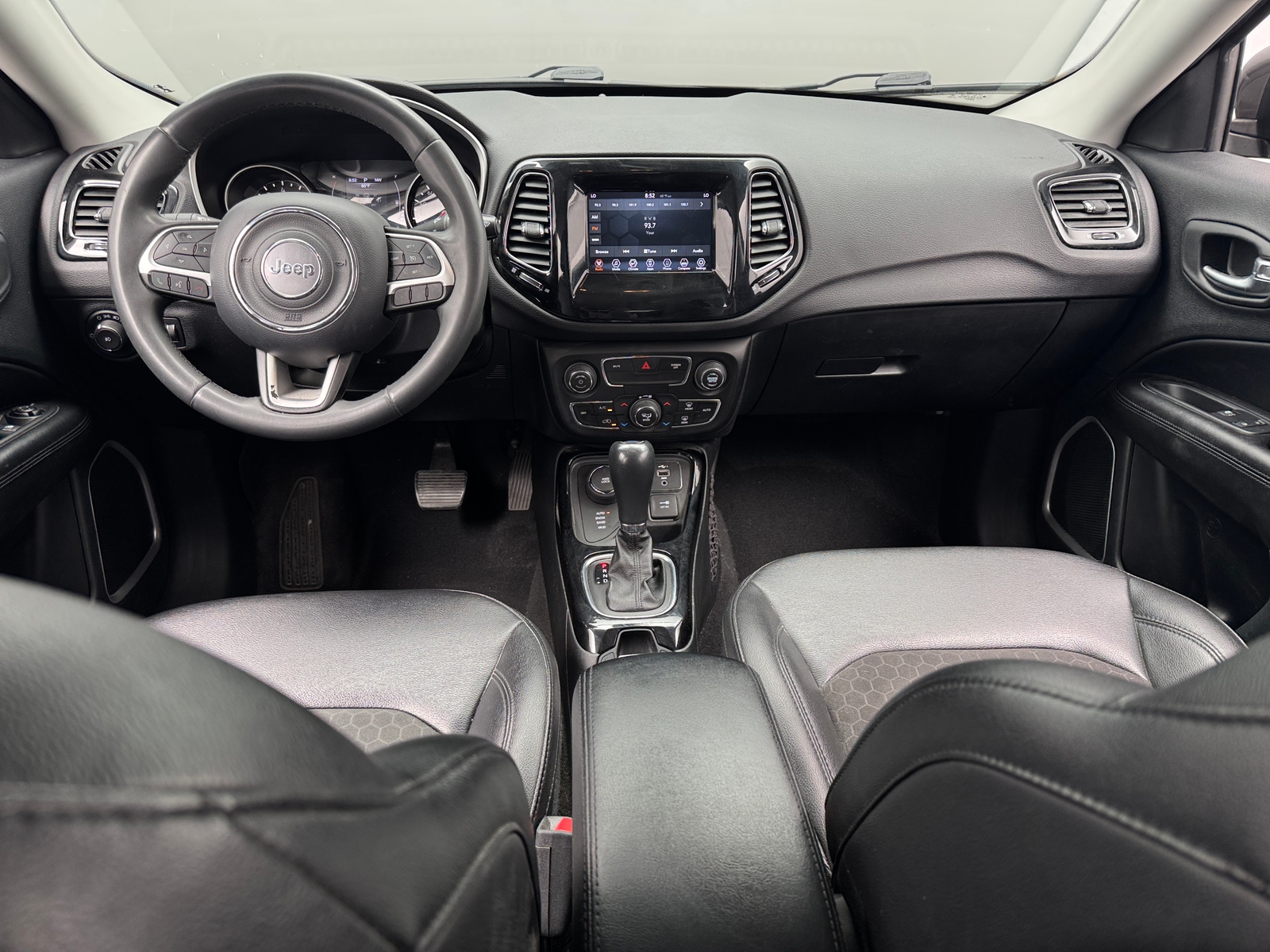 Thumbnail: 2021 Jeep Compass - 3