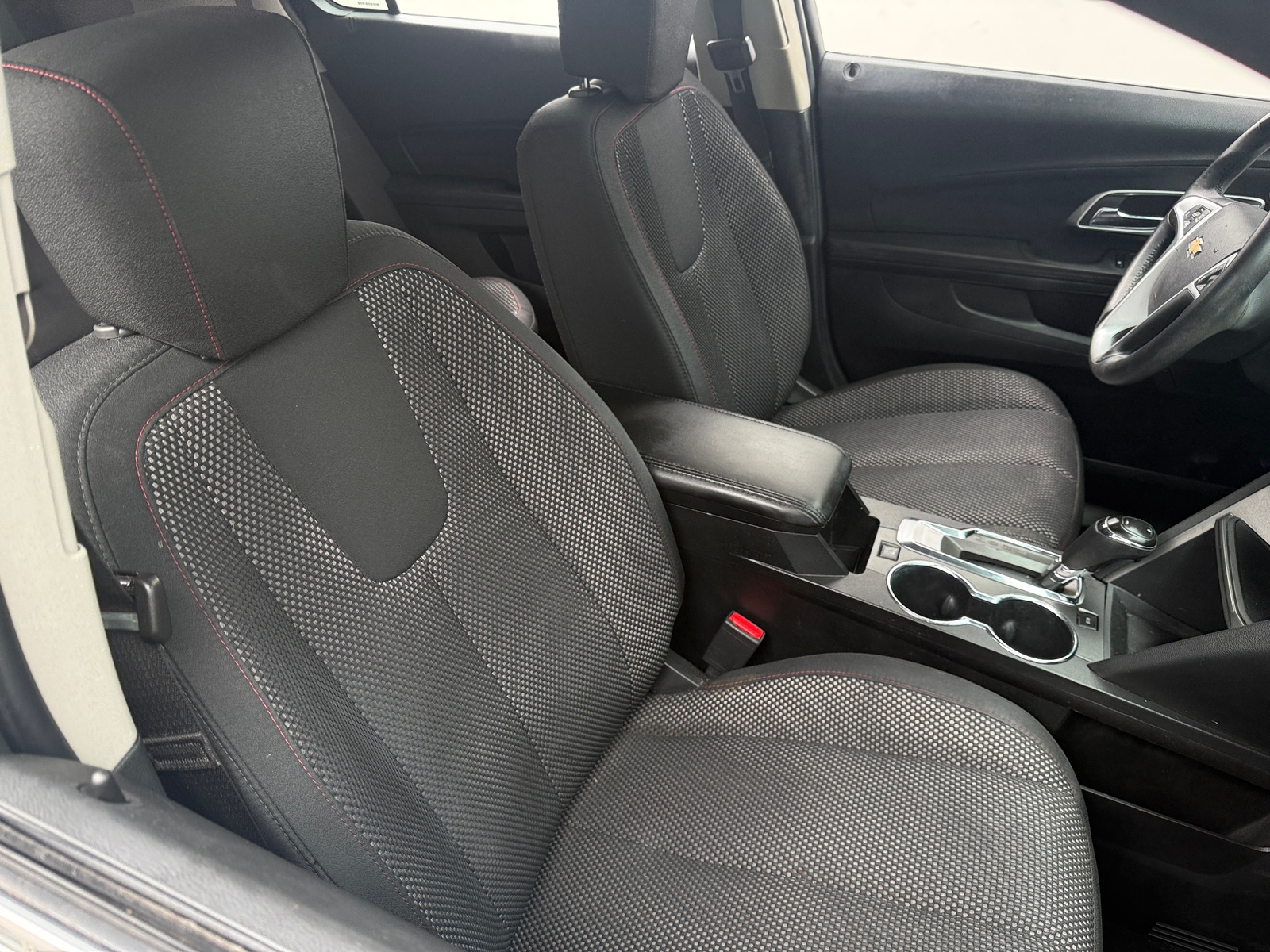 Thumbnail: 2017 Chevrolet Equinox - 2