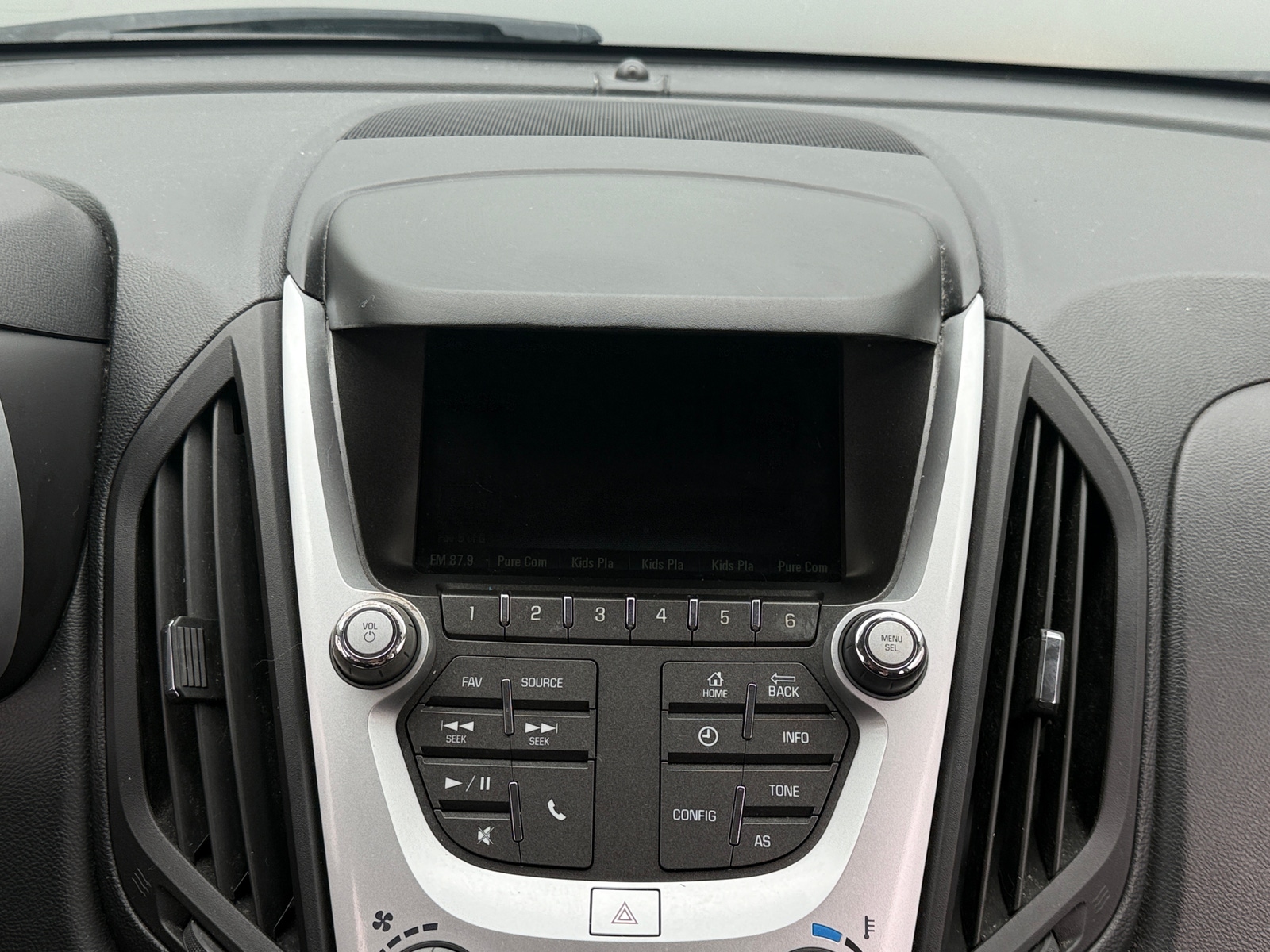 Thumbnail: 2017 Chevrolet Equinox - 4
