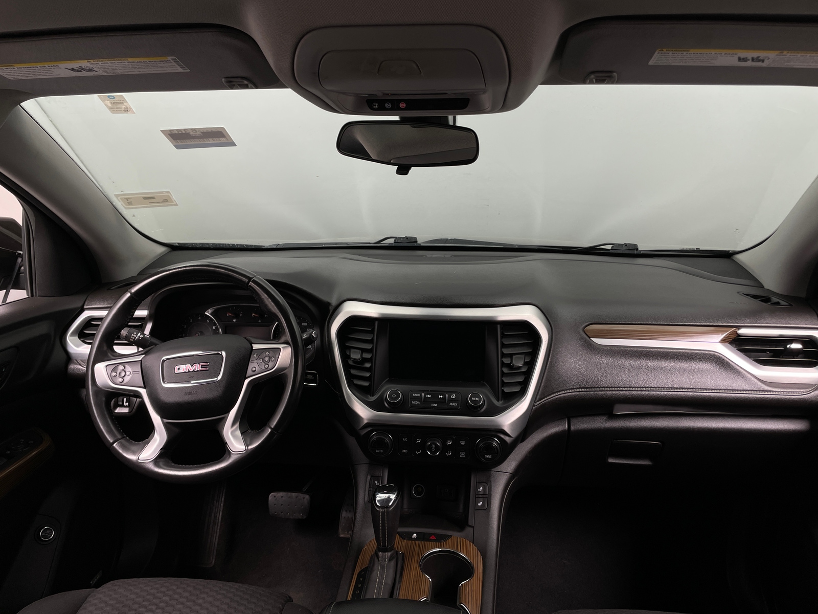 Thumbnail: 2019 GMC Acadia - 3