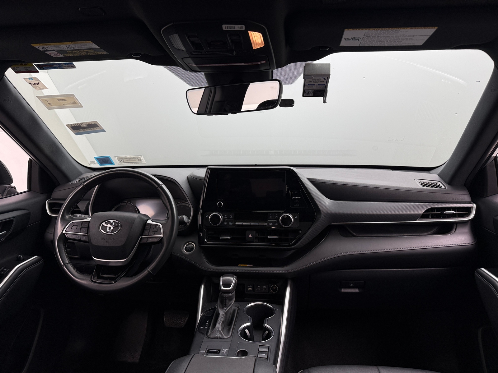 Thumbnail: 2024 Toyota Highlander - 3