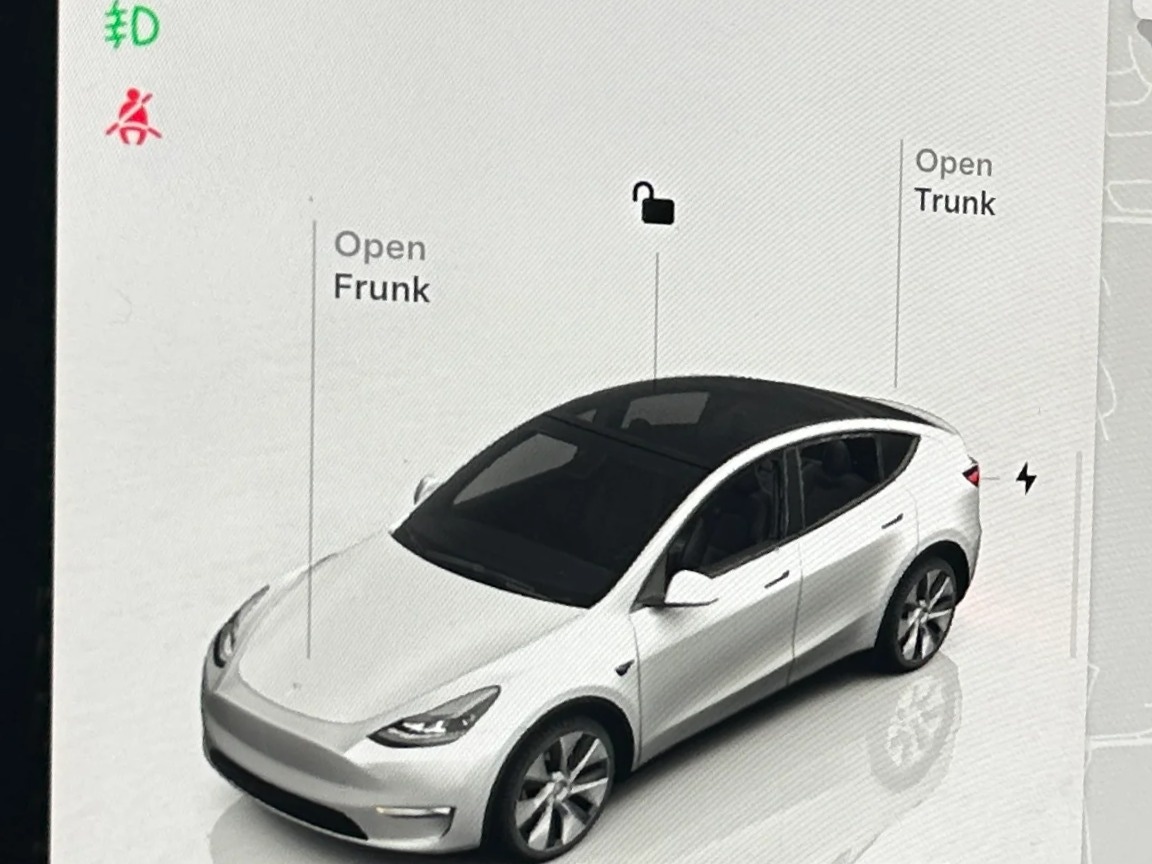 Thumbnail: 2024 Tesla Model Y - 3
