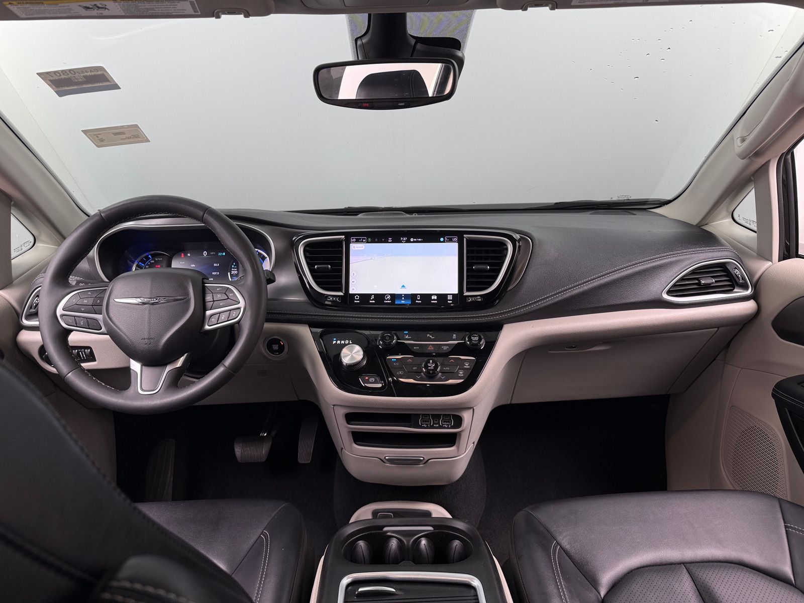 Thumbnail: 2024 Chrysler Pacifica - 2