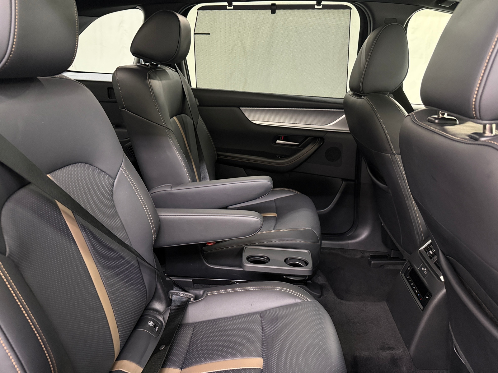 Thumbnail: 2024 Mazda CX-90 - 5
