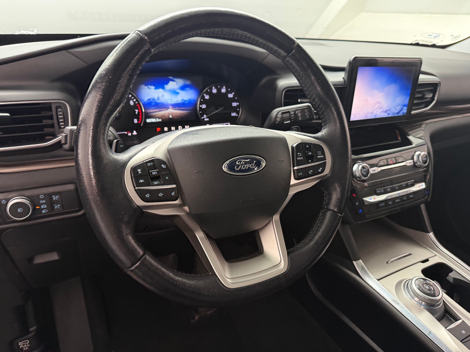 Thumbnail: 2021 Ford Explorer - 4