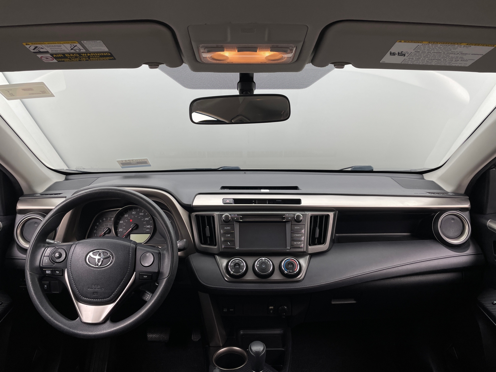 Thumbnail: 2015 Toyota RAV4 - 3