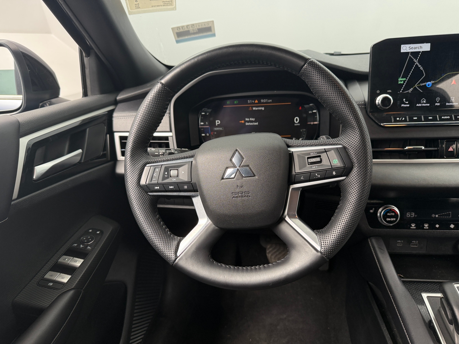 Thumbnail: 2023 Mitsubishi Outlander - 4