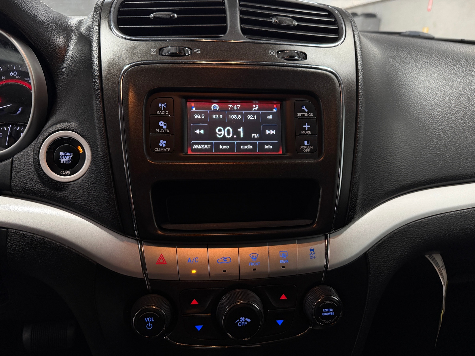 Thumbnail: 2018 Dodge Journey - 4