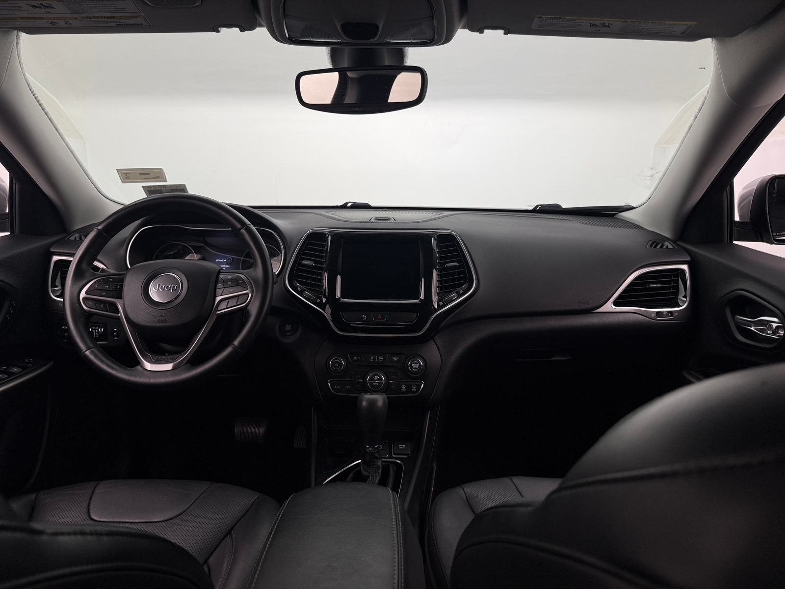 Thumbnail: 2019 Jeep Cherokee - 2
