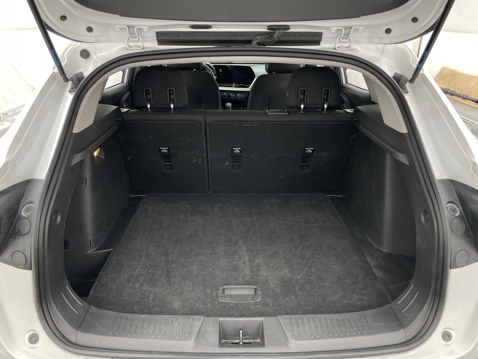 Thumbnail: 2025 Chevrolet Trax - 7