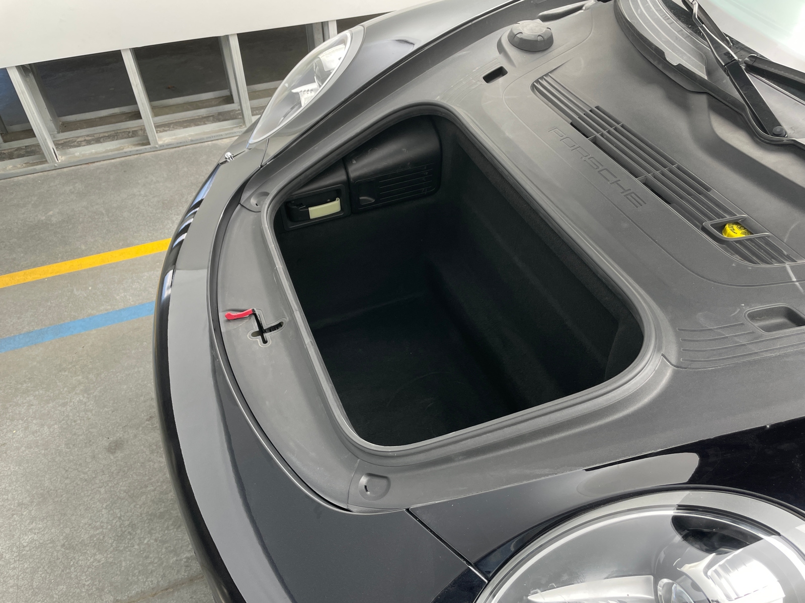 Thumbnail: 2015 Porsche 911 - 6