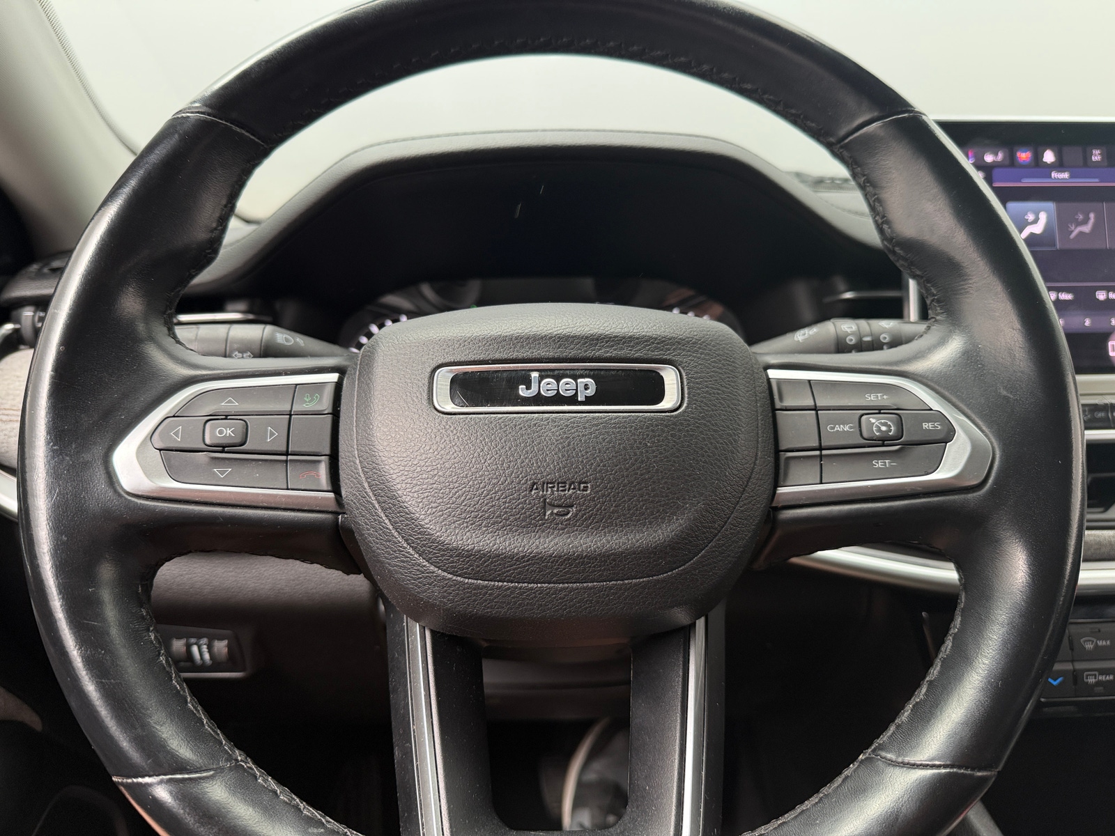 Thumbnail: 2022 Jeep Compass - 4