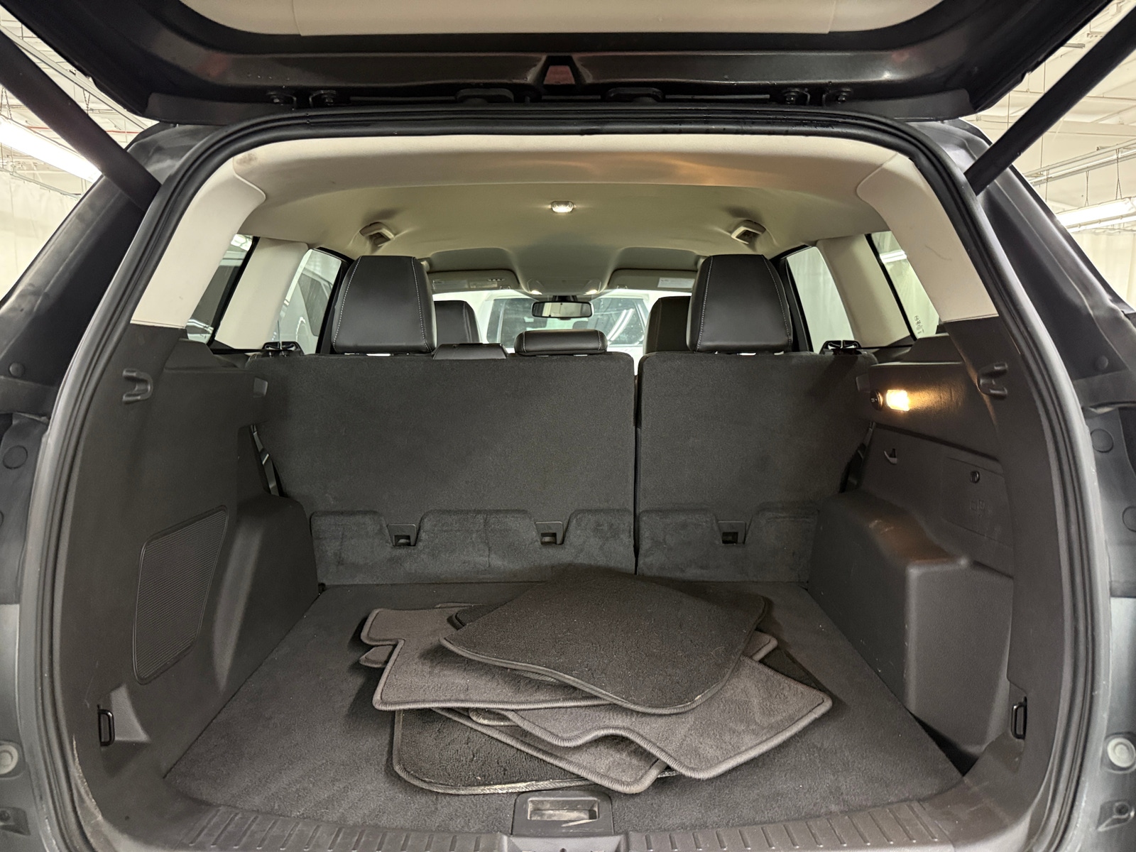 Thumbnail: 2017 Ford Escape - 6