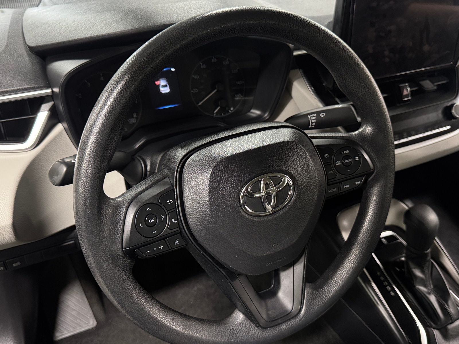 Thumbnail: 2023 Toyota Corolla - 5