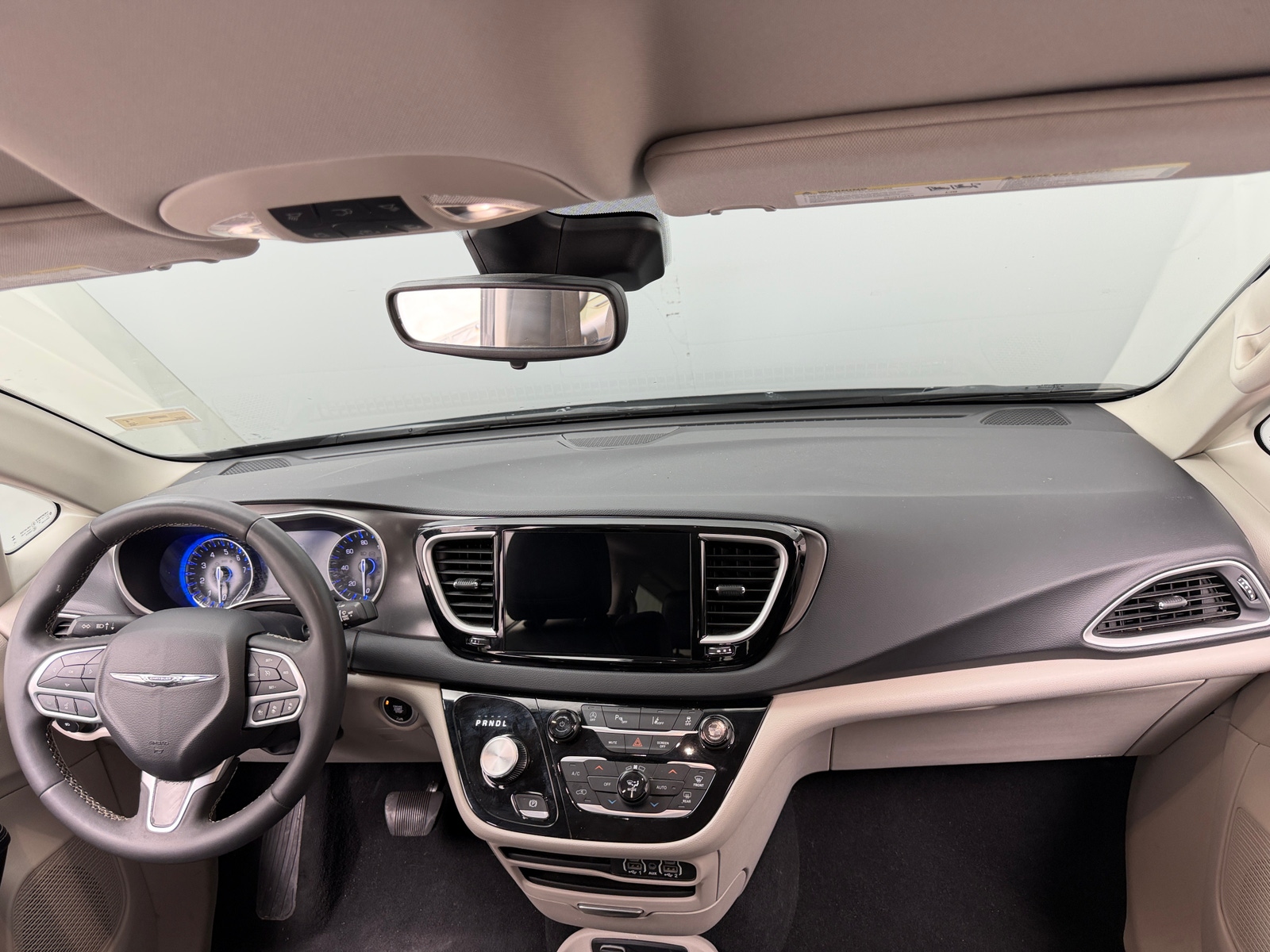 Thumbnail: 2023 Chrysler Pacifica - 2