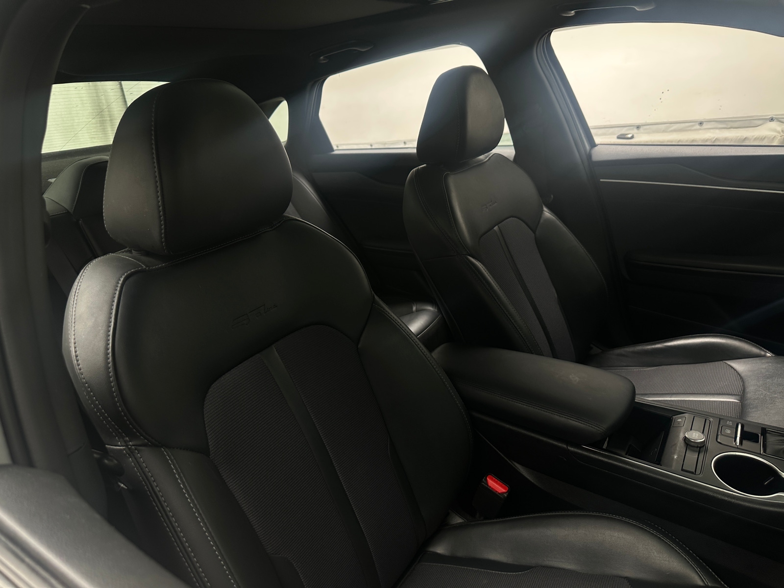 Thumbnail: 2023 Kia K5 - 2