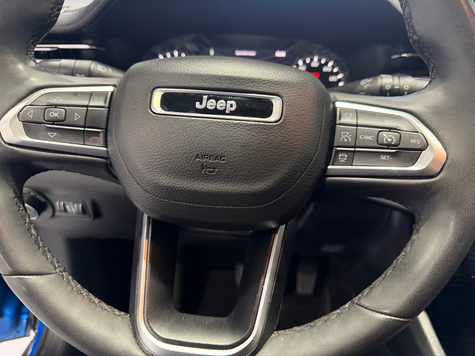 Thumbnail: 2023 Jeep Compass - 4