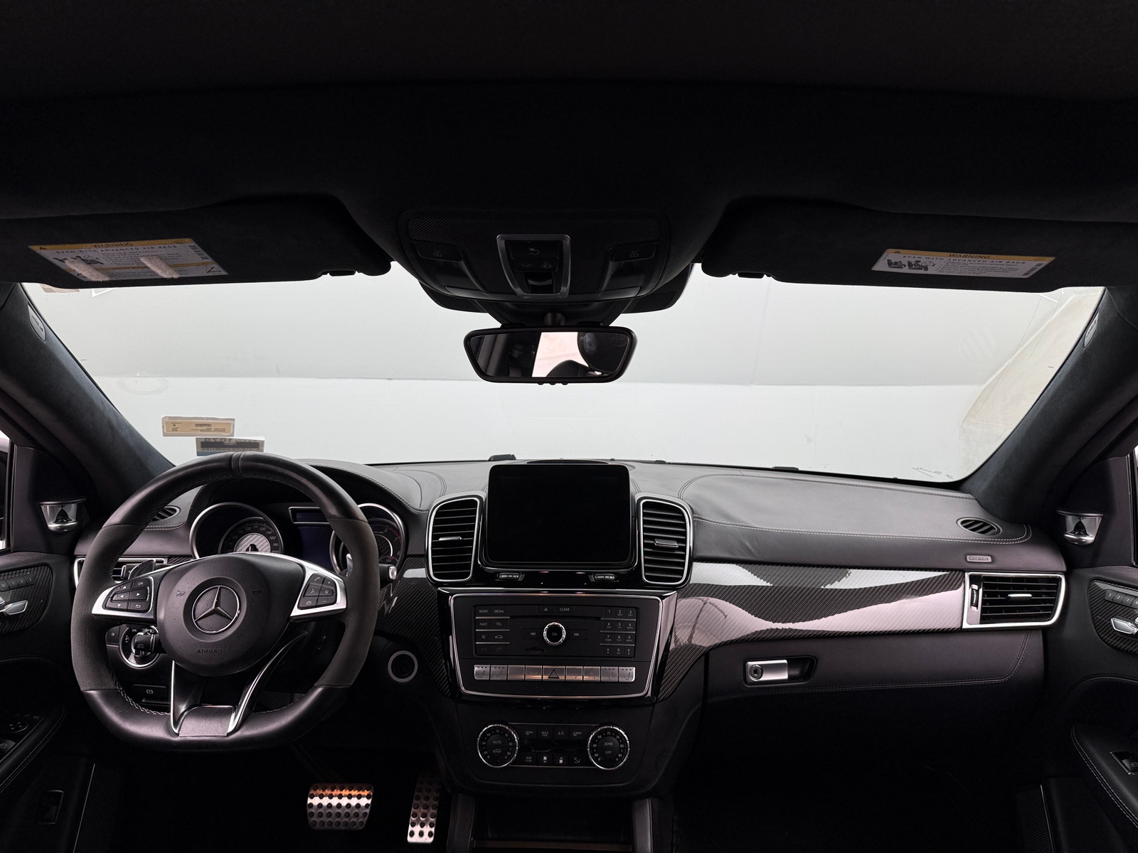 Thumbnail: 2016 Mercedes-Benz GLE - 2