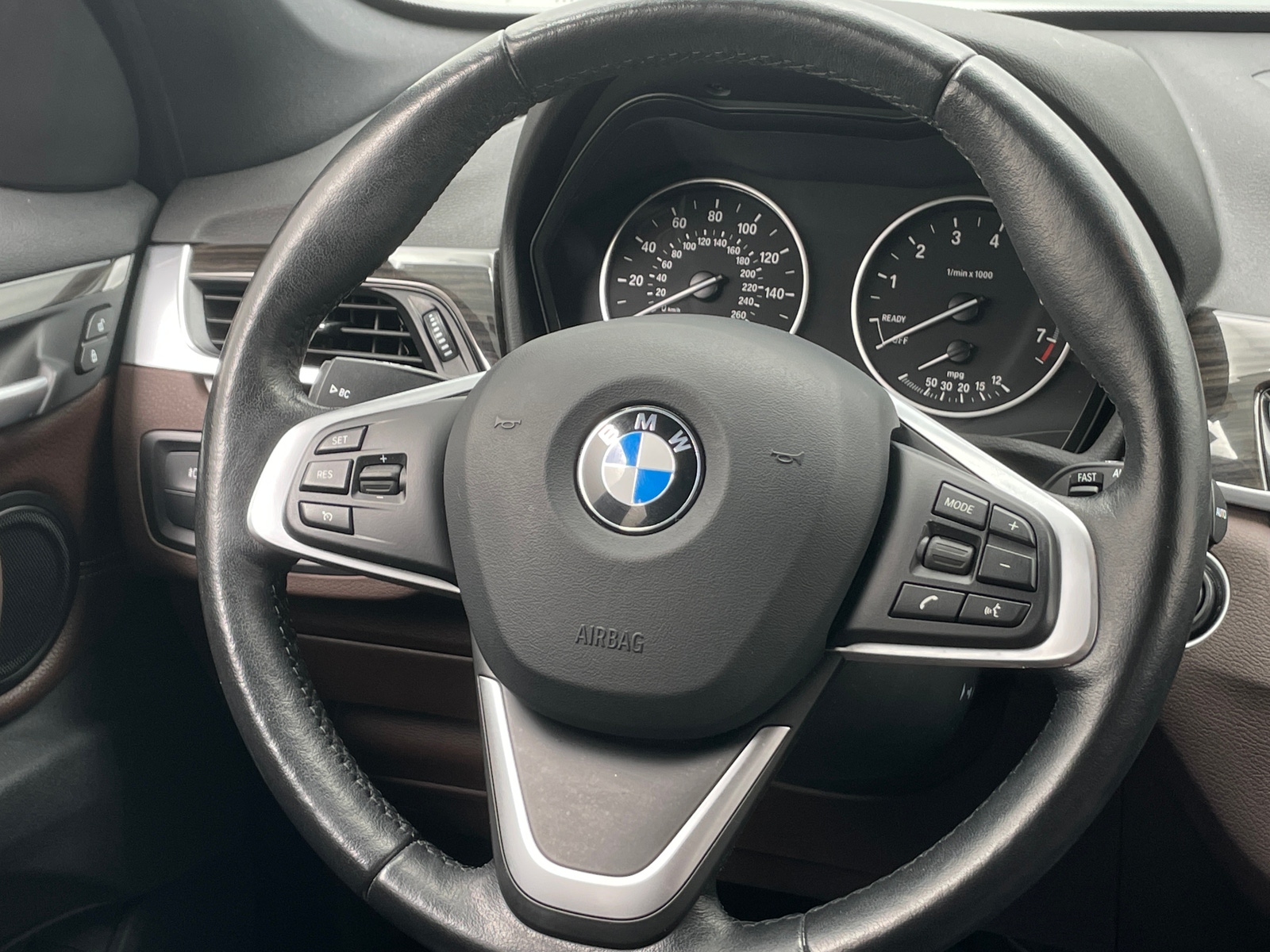 Thumbnail: 2016 BMW X1 - 4