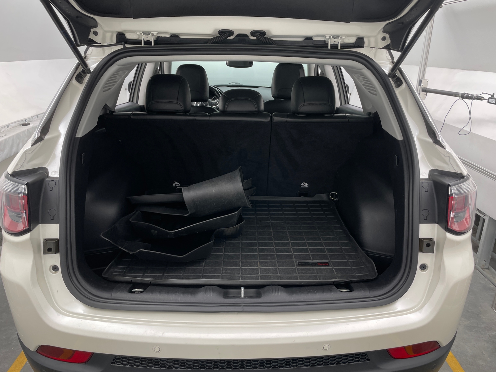 Thumbnail: 2021 Jeep Compass - 6