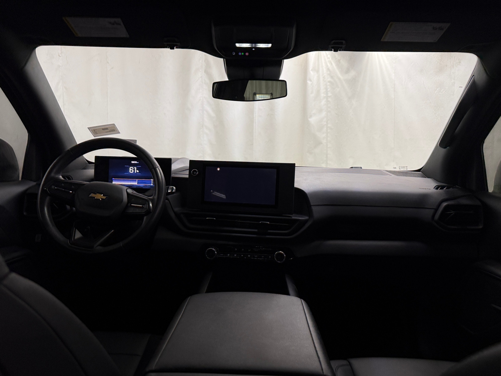 Thumbnail: 2024 Chevrolet Silverado EV - 2
