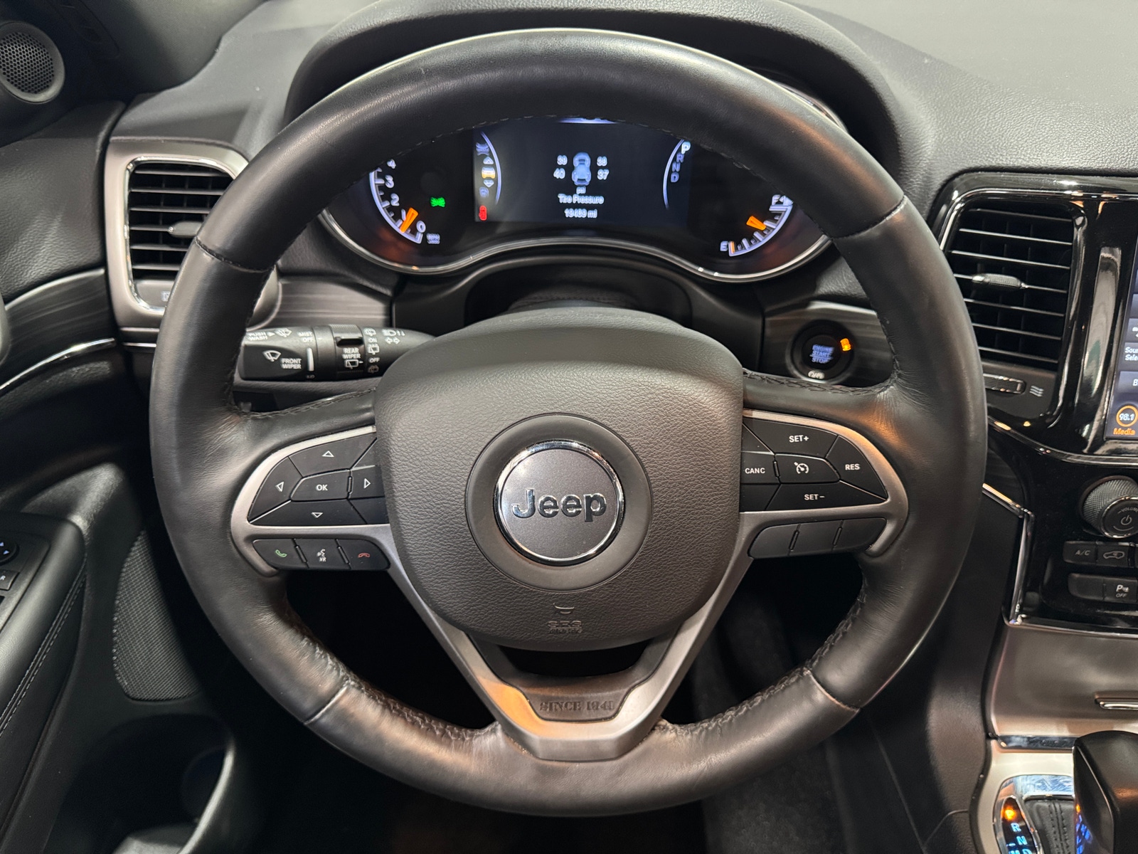 Thumbnail: 2022 Jeep Grand Cherokee - 4