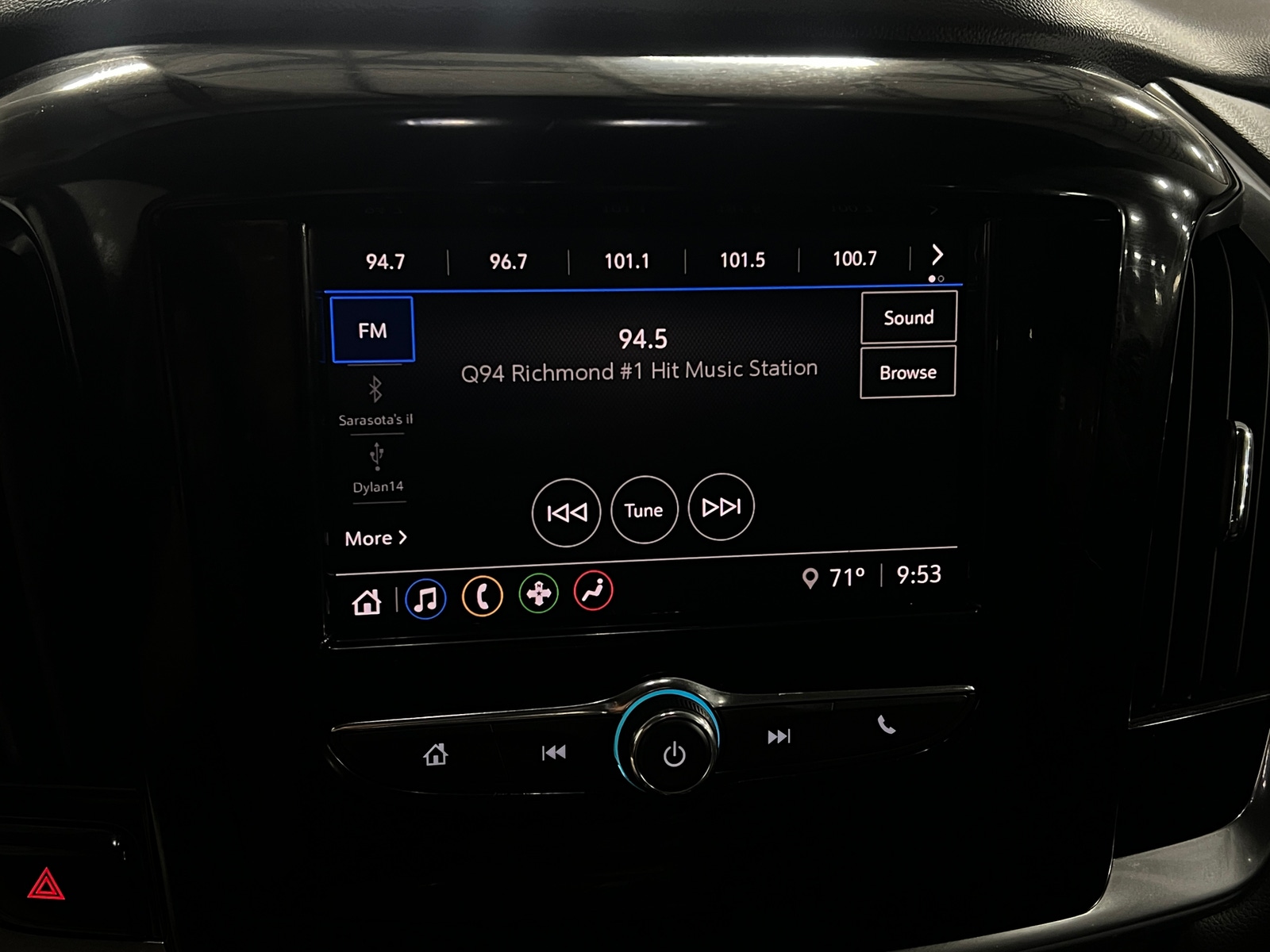 Thumbnail: 2021 Chevrolet Traverse - 4