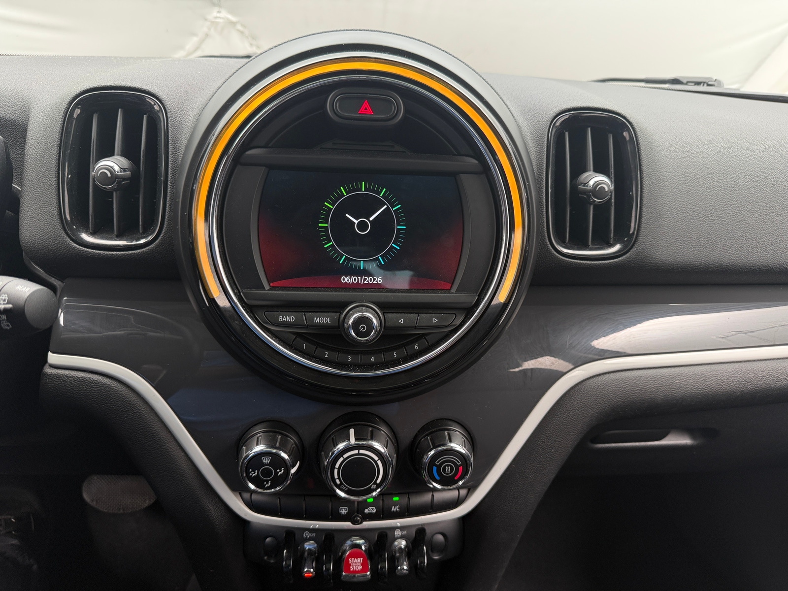 Thumbnail: 2019 MINI Cooper Countryman - 3
