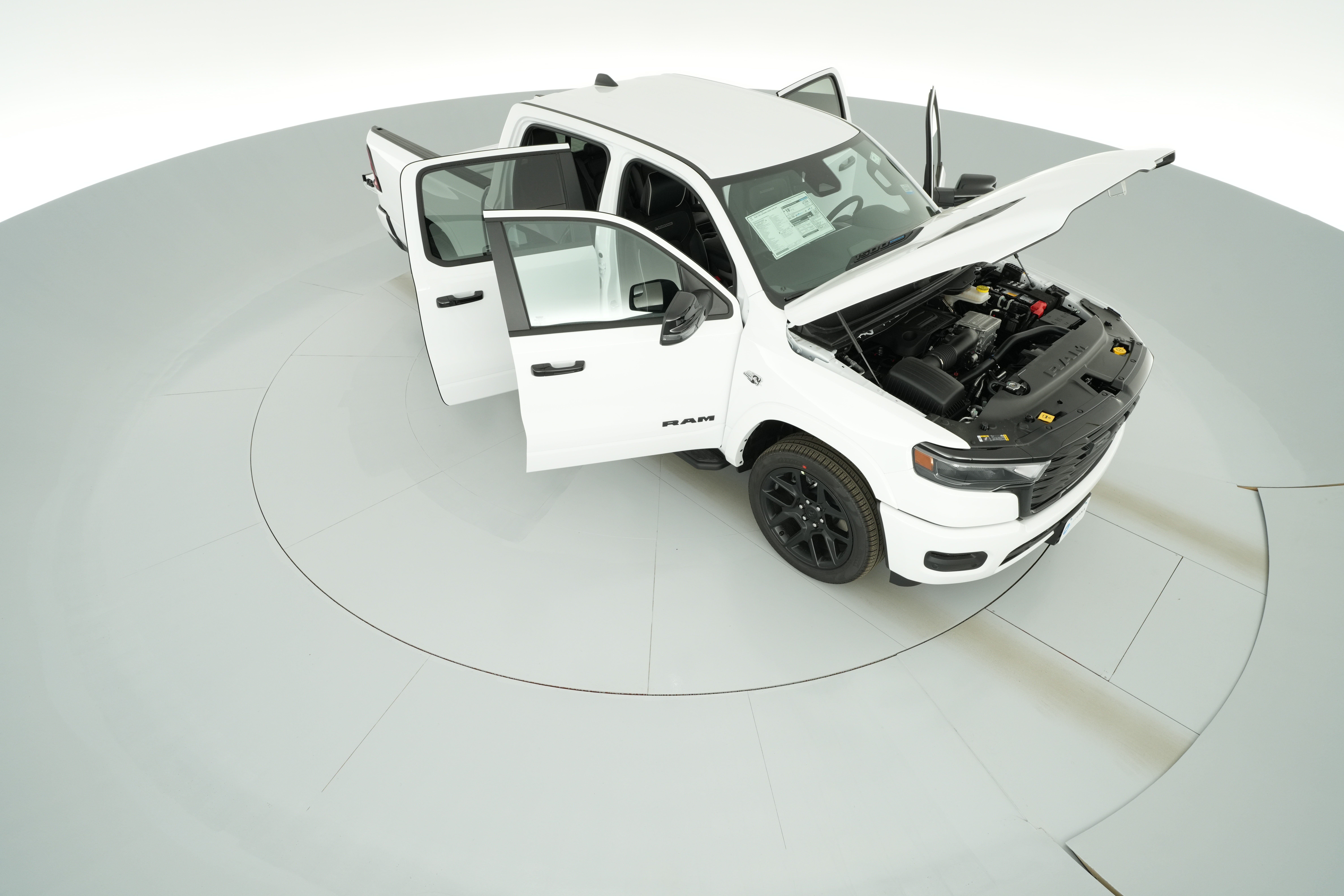 2026 RAM 1500 Laramie - Photo 40