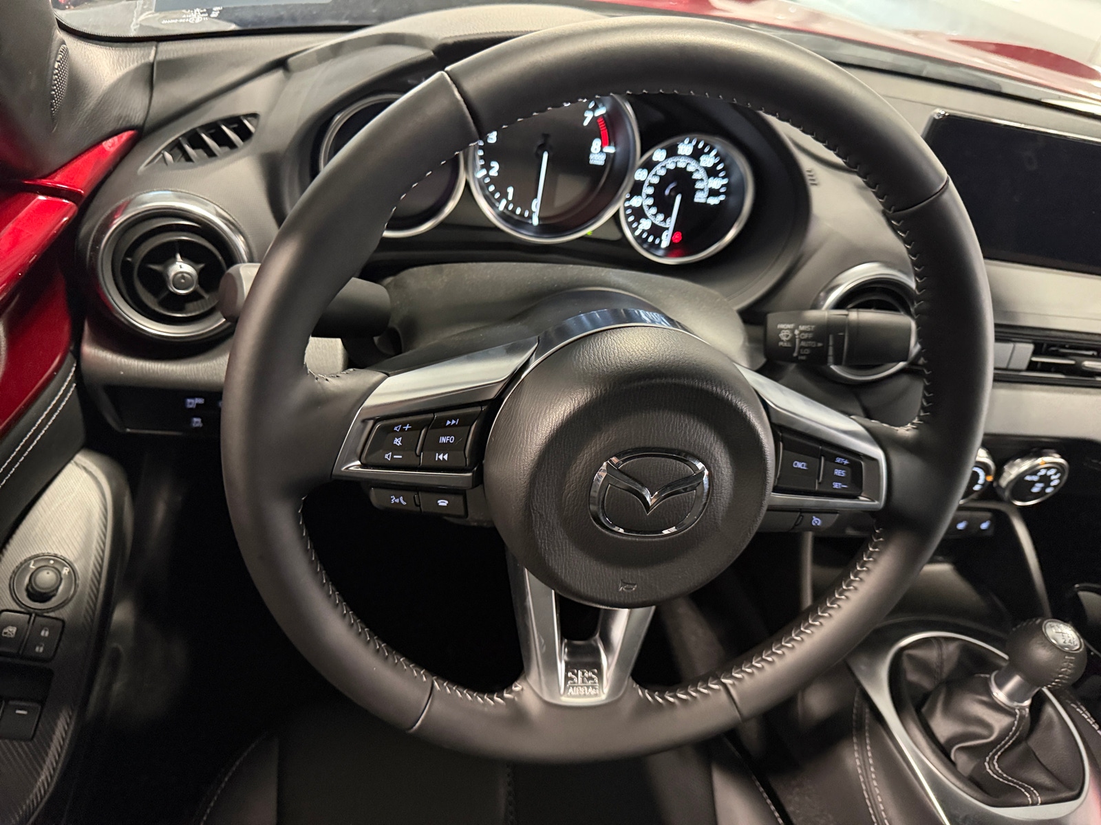 Thumbnail: 2025 Mazda MX-5 Miata - 4