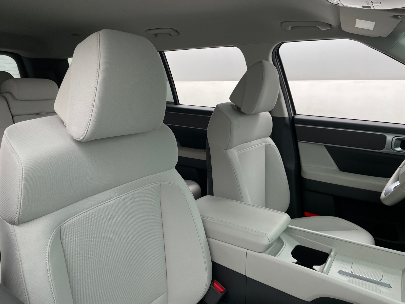 Thumbnail: 2024 Hyundai Santa Fe - 2