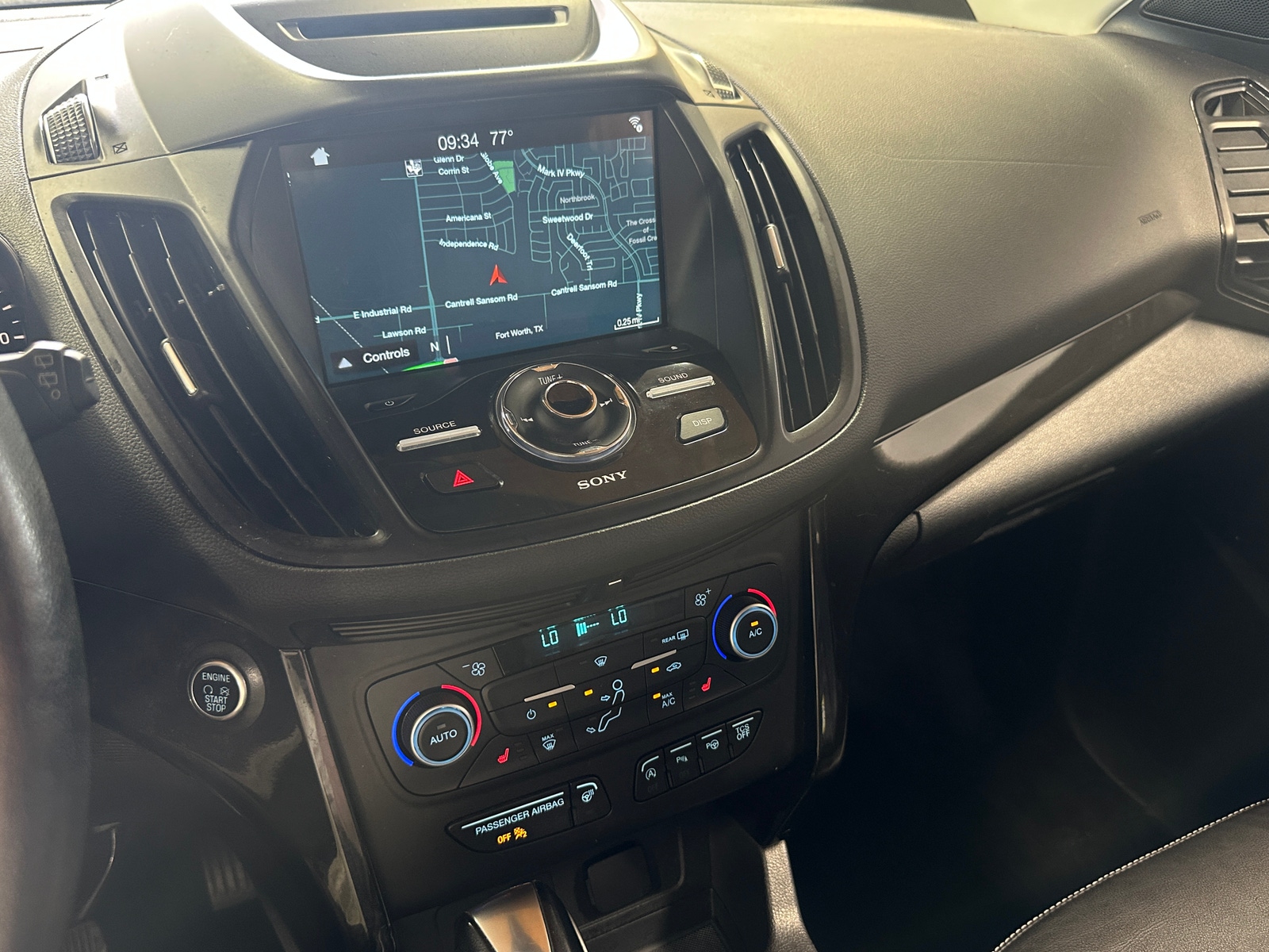 Thumbnail: 2018 Ford Escape - 3