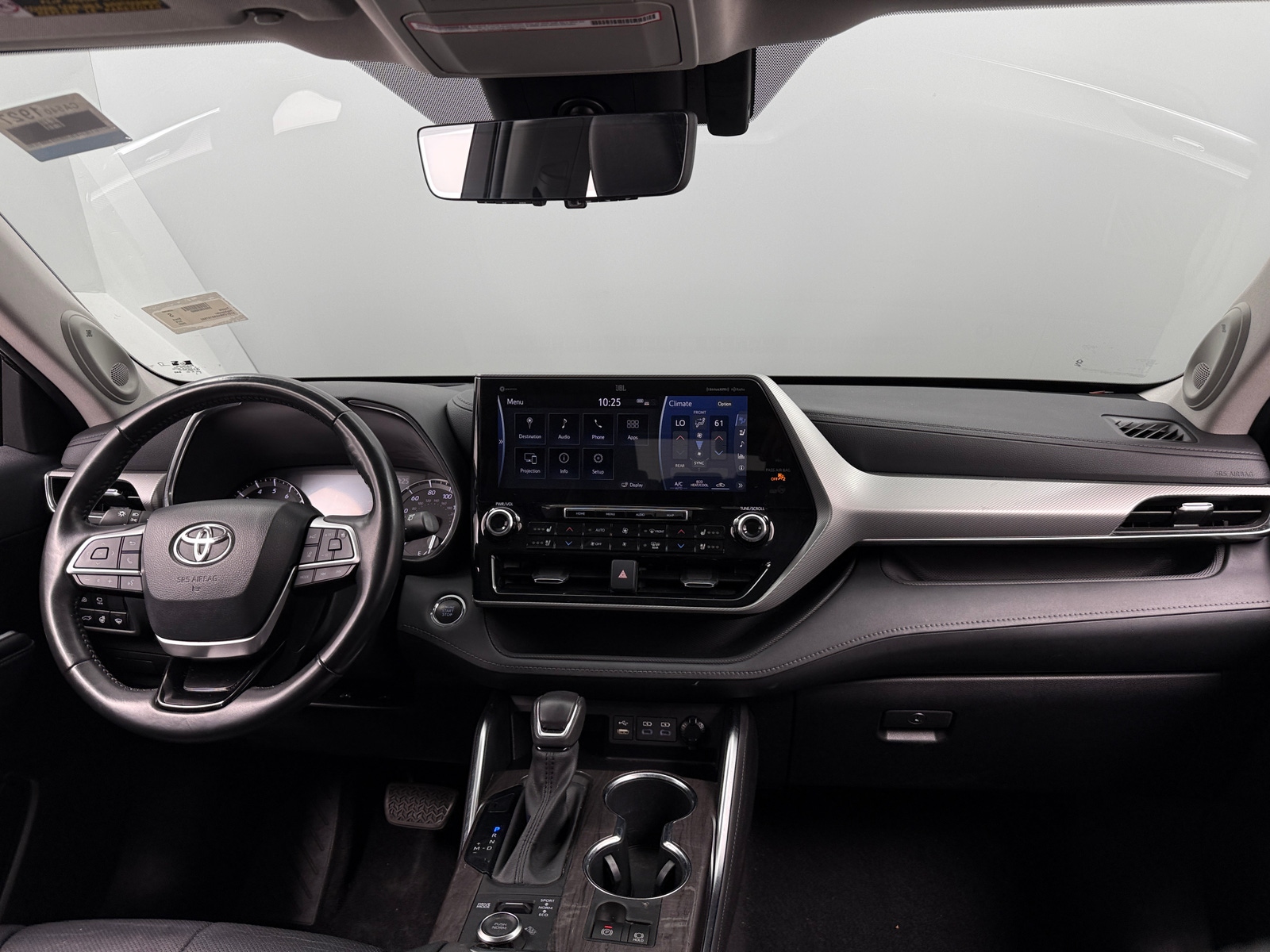 Thumbnail: 2022 Toyota Highlander - 2