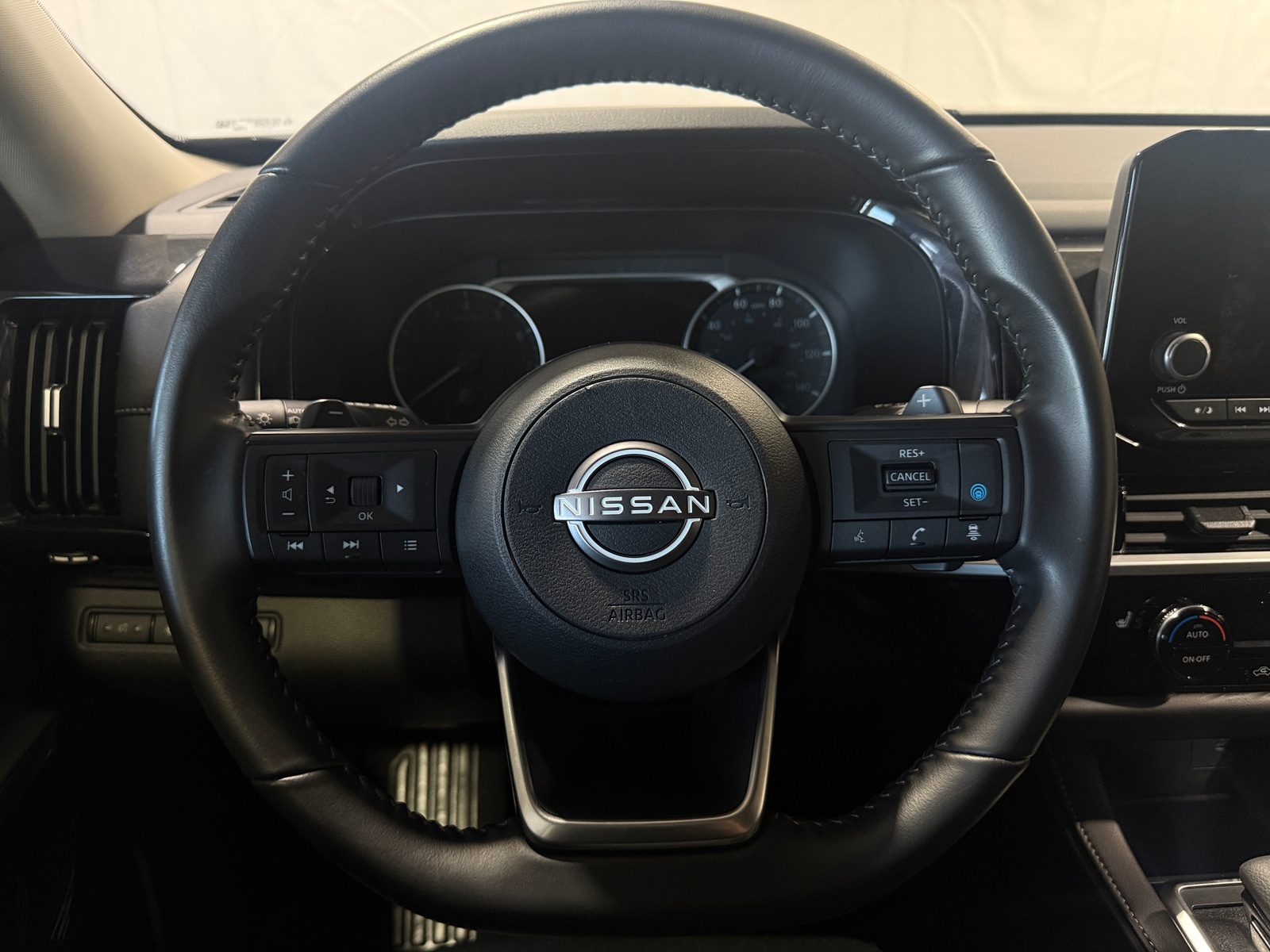 Thumbnail: 2025 Nissan Pathfinder - 5